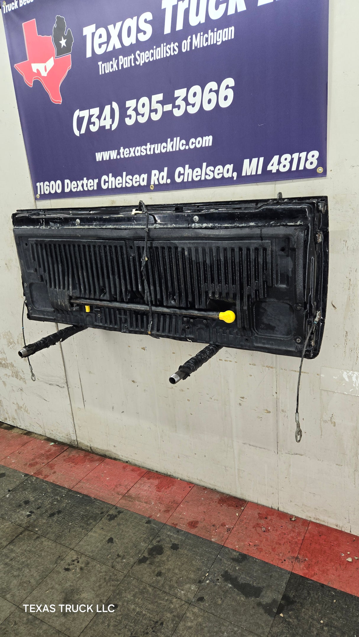 2008-2016 Ford Super Duty Platinum Tailgate F250 F350 F450 F550 W/Step