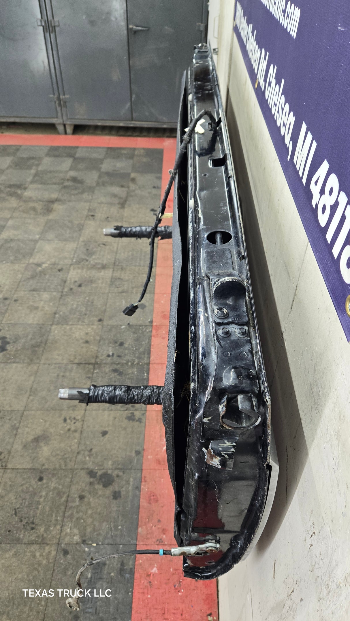 2008-2016 Ford Super Duty Platinum Tailgate F250 F350 F450 F550 W/Step