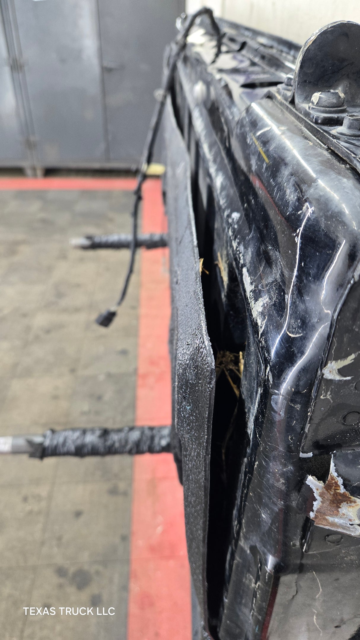 2008-2016 Ford Super Duty Platinum Tailgate F250 F350 F450 F550 W/Step