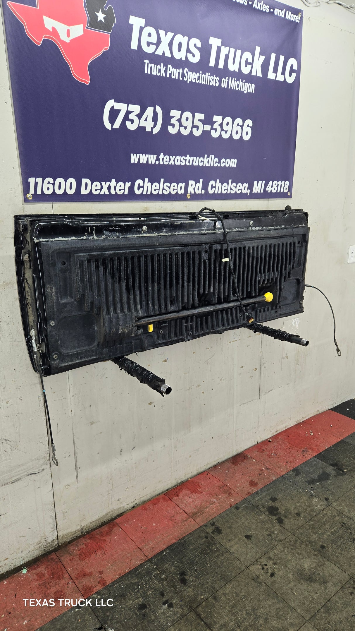 2008-2016 Ford Super Duty Platinum Tailgate F250 F350 F450 F550 W/Step