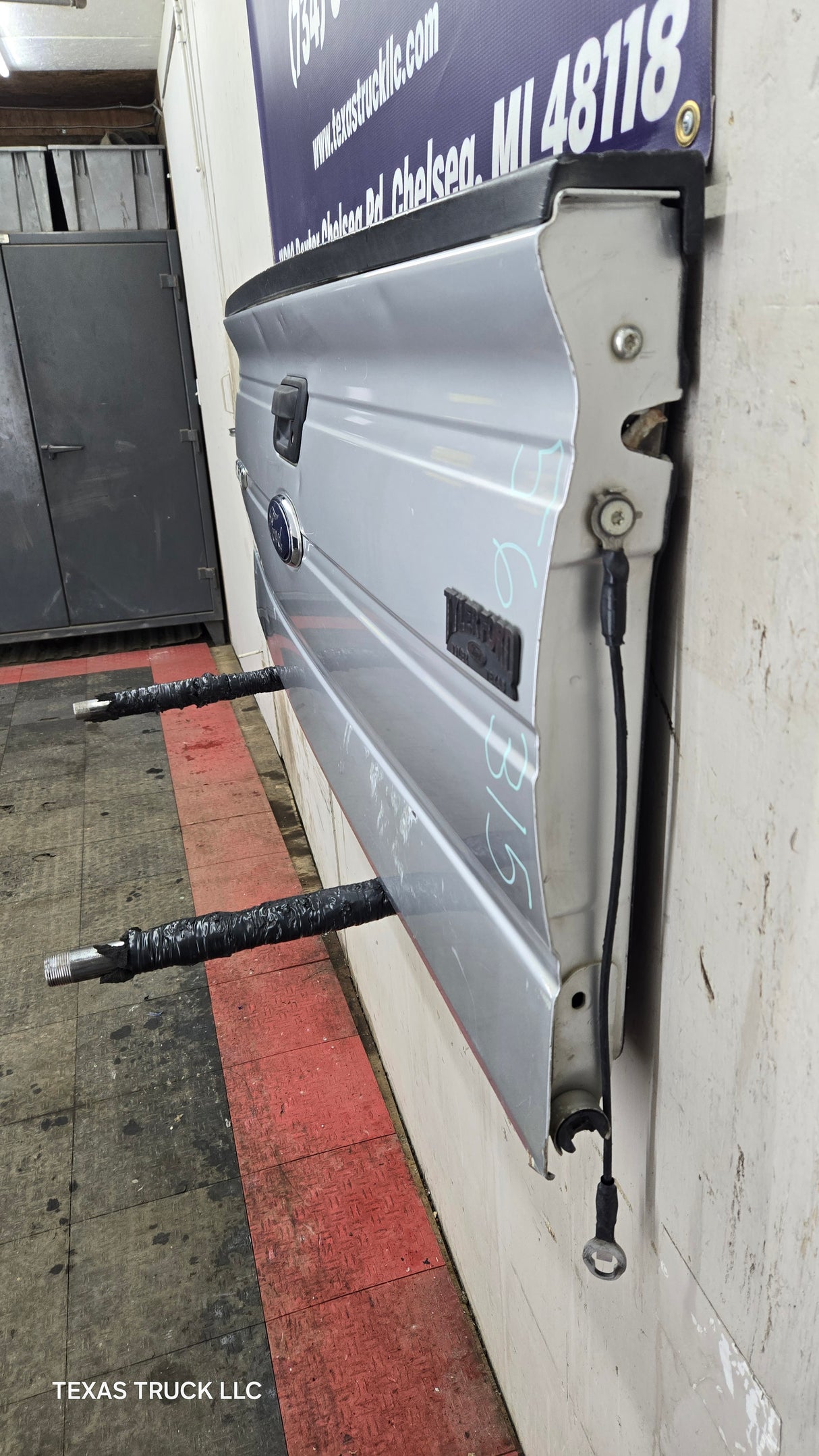 2009-2014 Ford F150 Tailgate