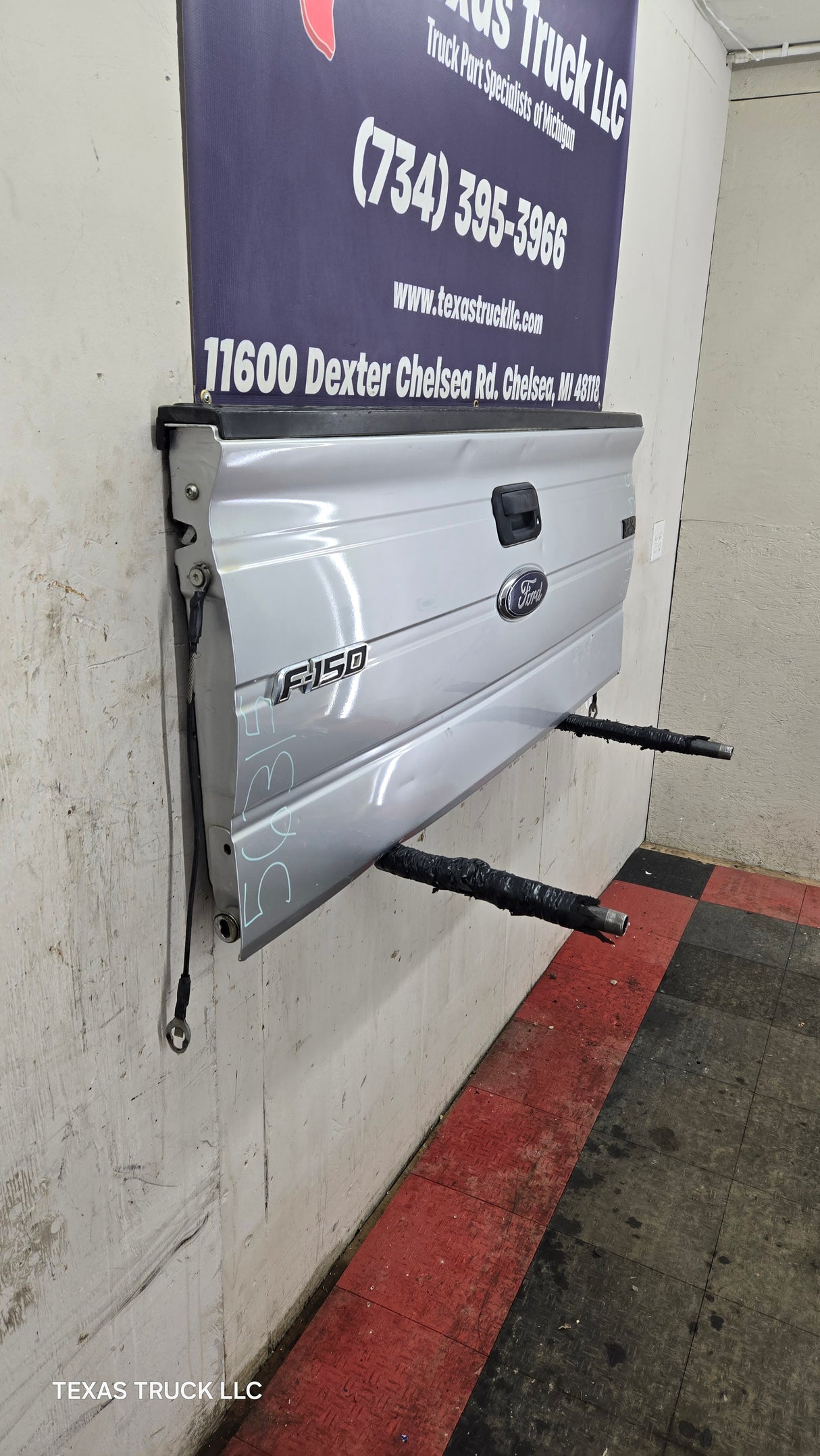 2009-2014 Ford F150 Tailgate