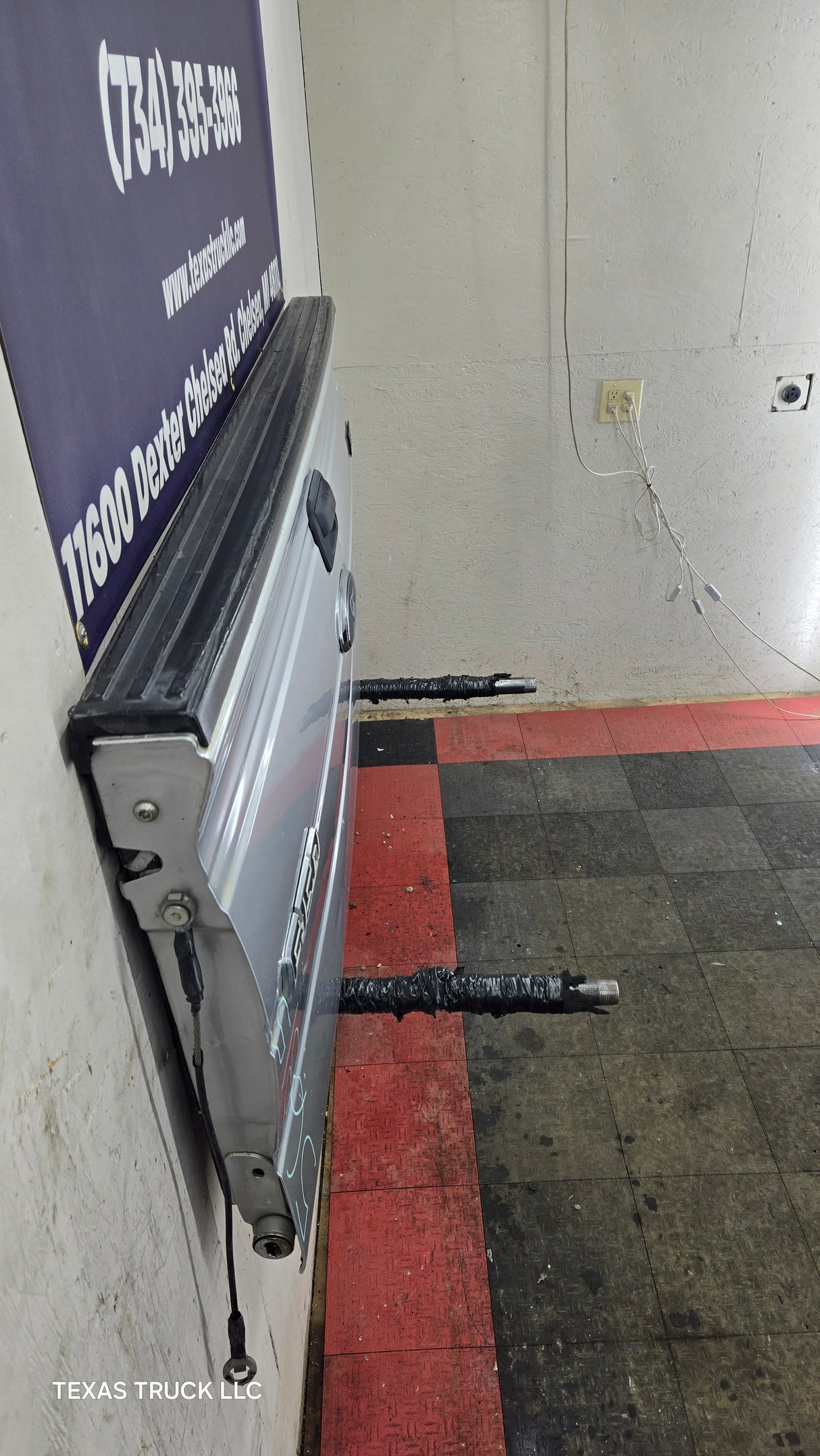 2009-2014 Ford F150 Tailgate