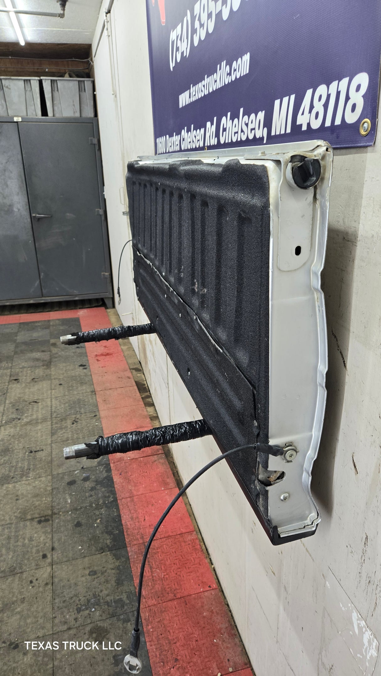 2009-2014 Ford F150 Tailgate