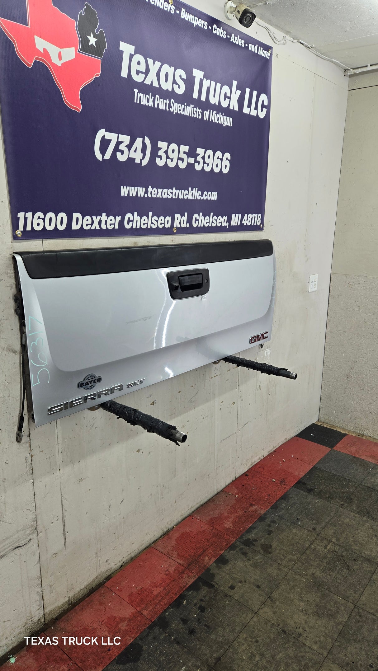 2007-2013 Chevrolet Silverado / GMC Sierra 1500 2500 3500 HD Tailgate