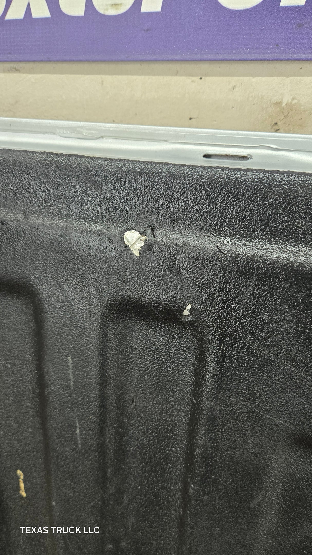 2007-2013 Chevrolet Silverado / GMC Sierra 1500 2500 3500 HD Tailgate