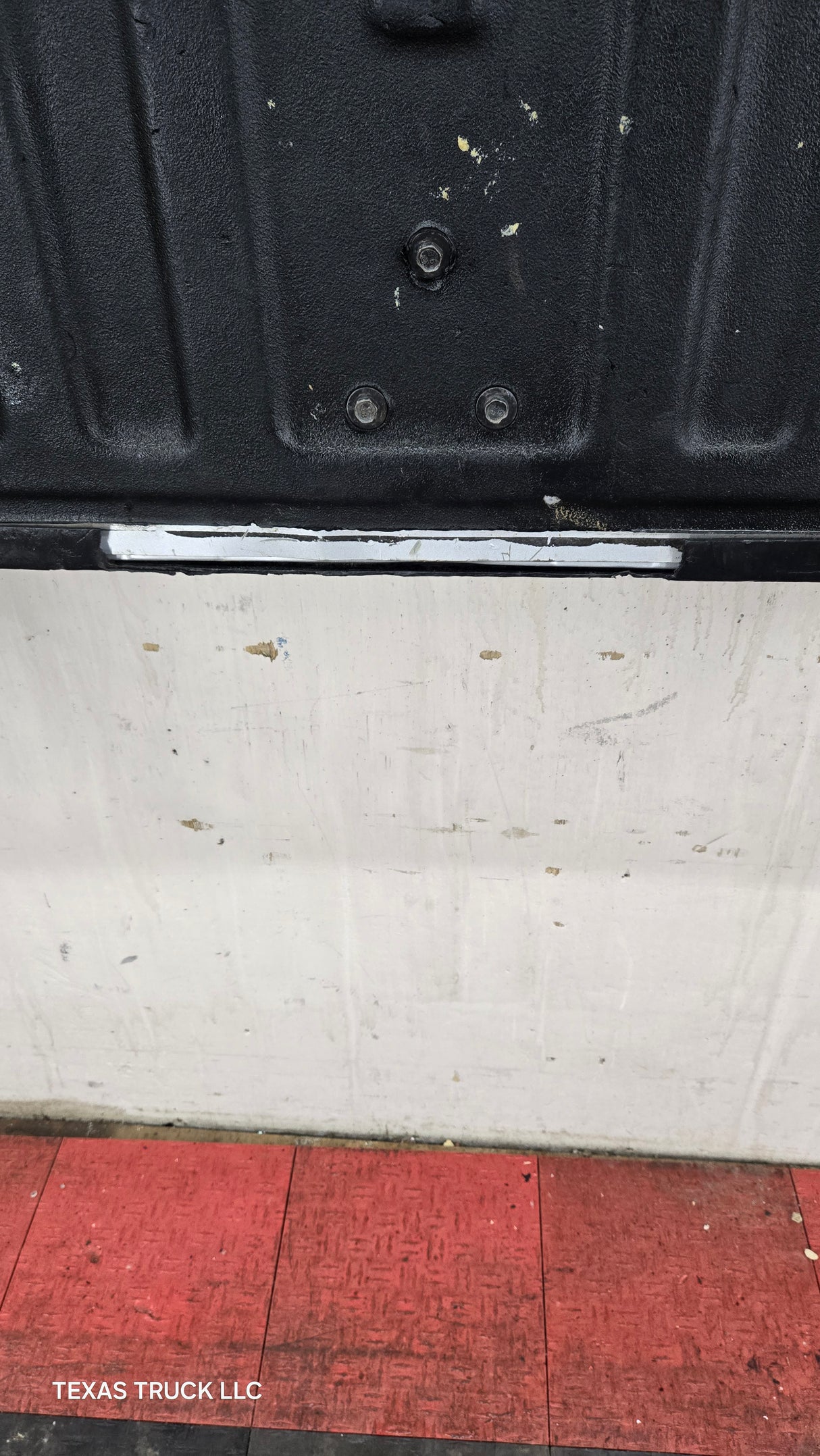 2007-2013 Chevrolet Silverado / GMC Sierra 1500 2500 3500 HD Tailgate