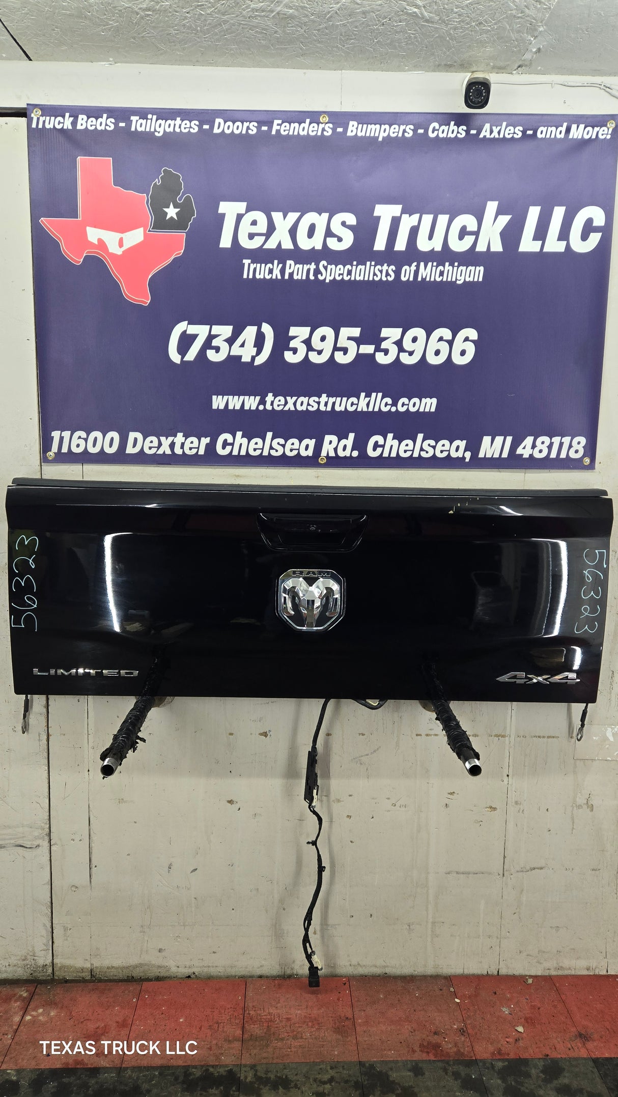 2019-2025 Dodge Ram 2500 3500 4500 5th Gen Tailgate - Black