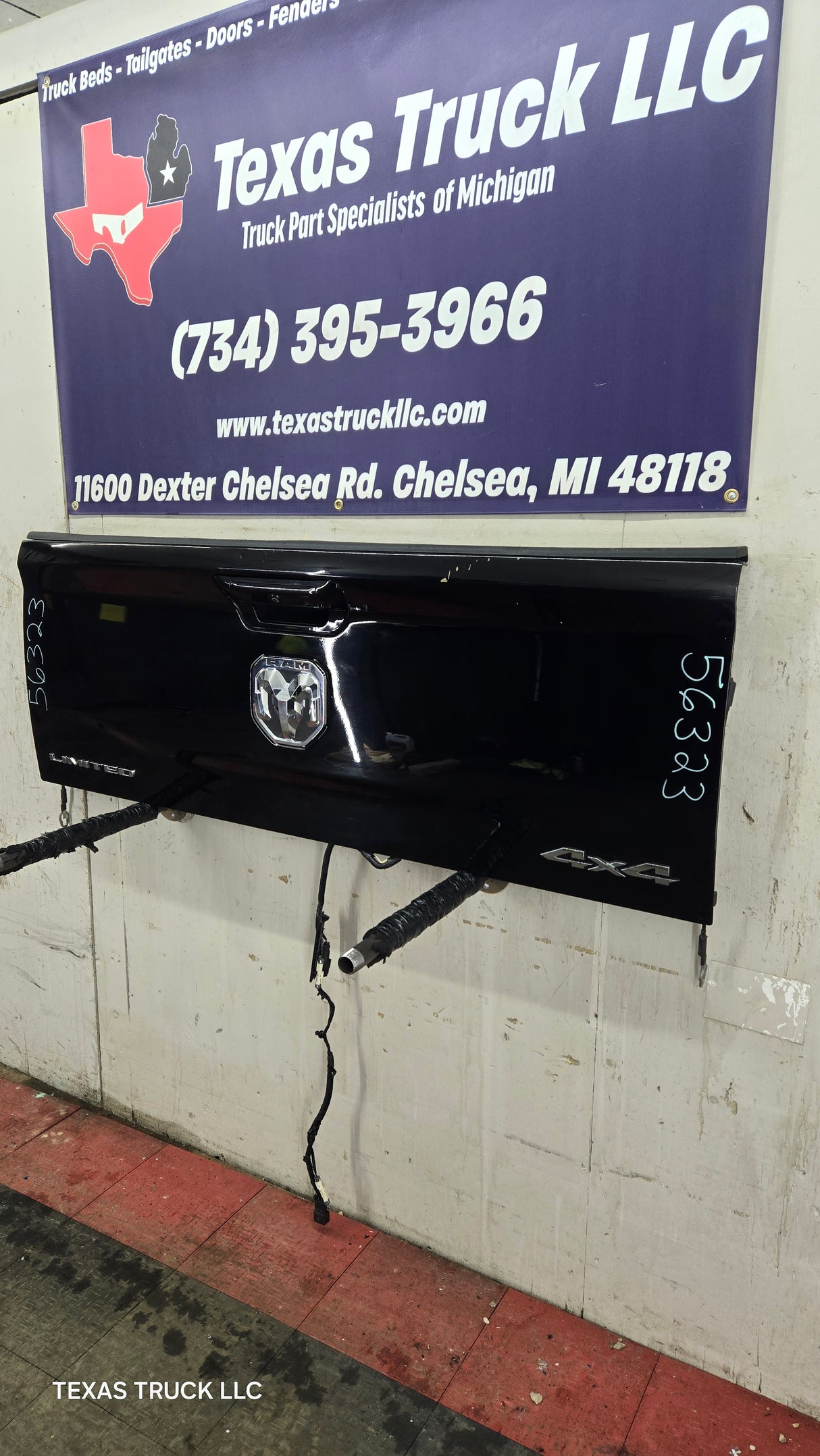 2019-2025 Dodge Ram 2500 3500 4500 5th Gen Tailgate - Black