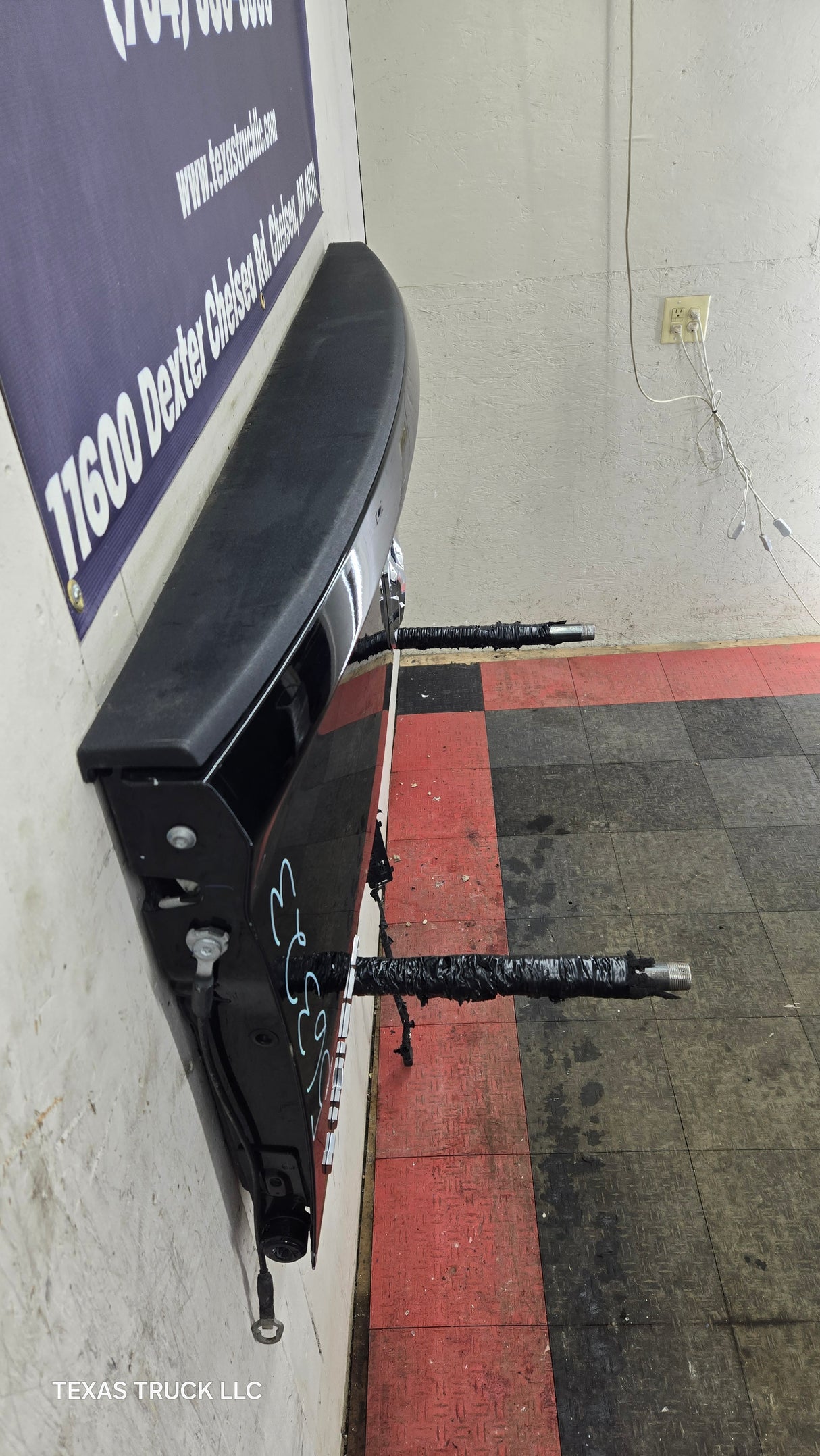 2019-2025 Dodge Ram 2500 3500 4500 5th Gen Tailgate - Black