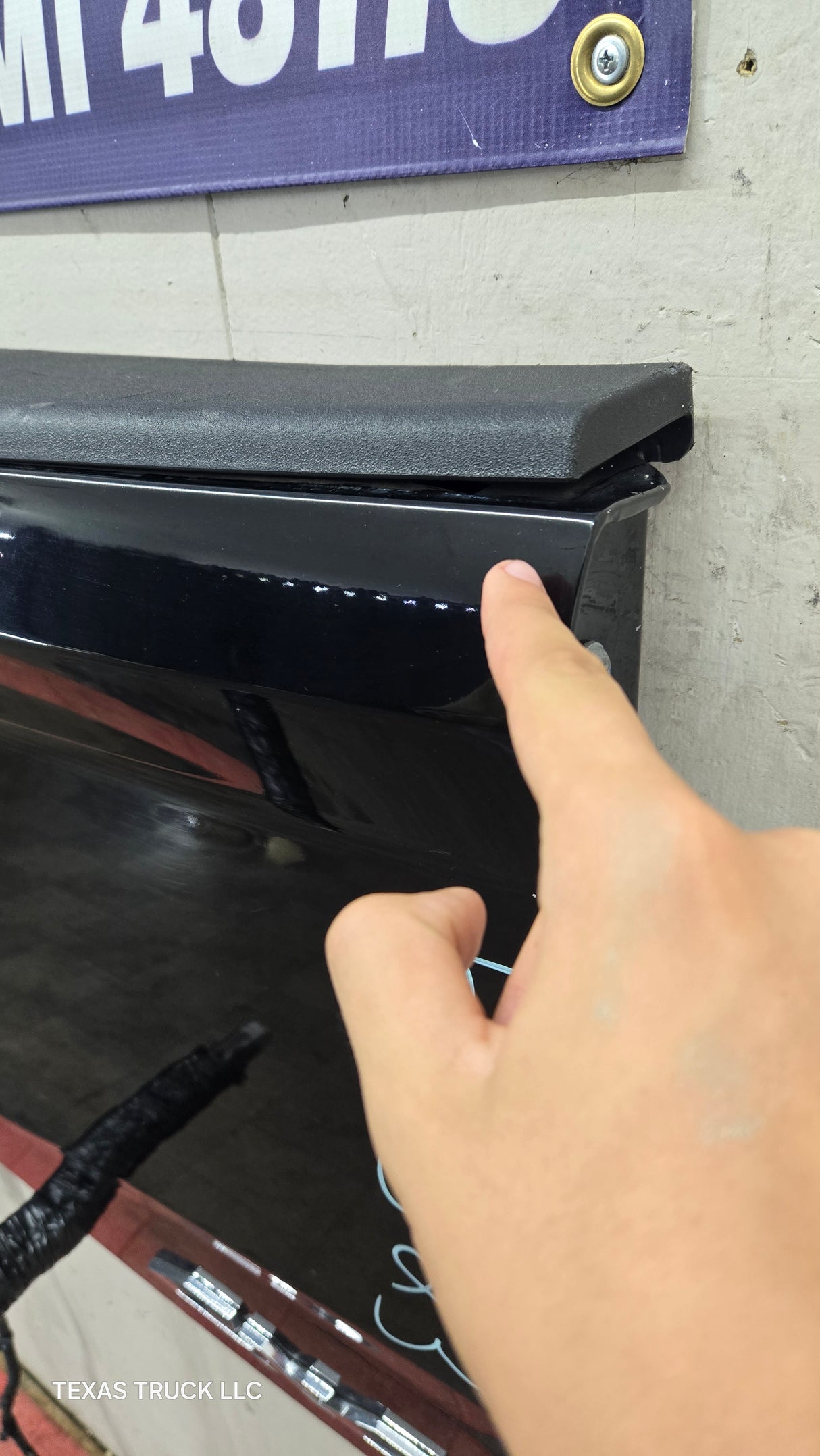 2019-2025 Dodge Ram 2500 3500 4500 5th Gen Tailgate - Black