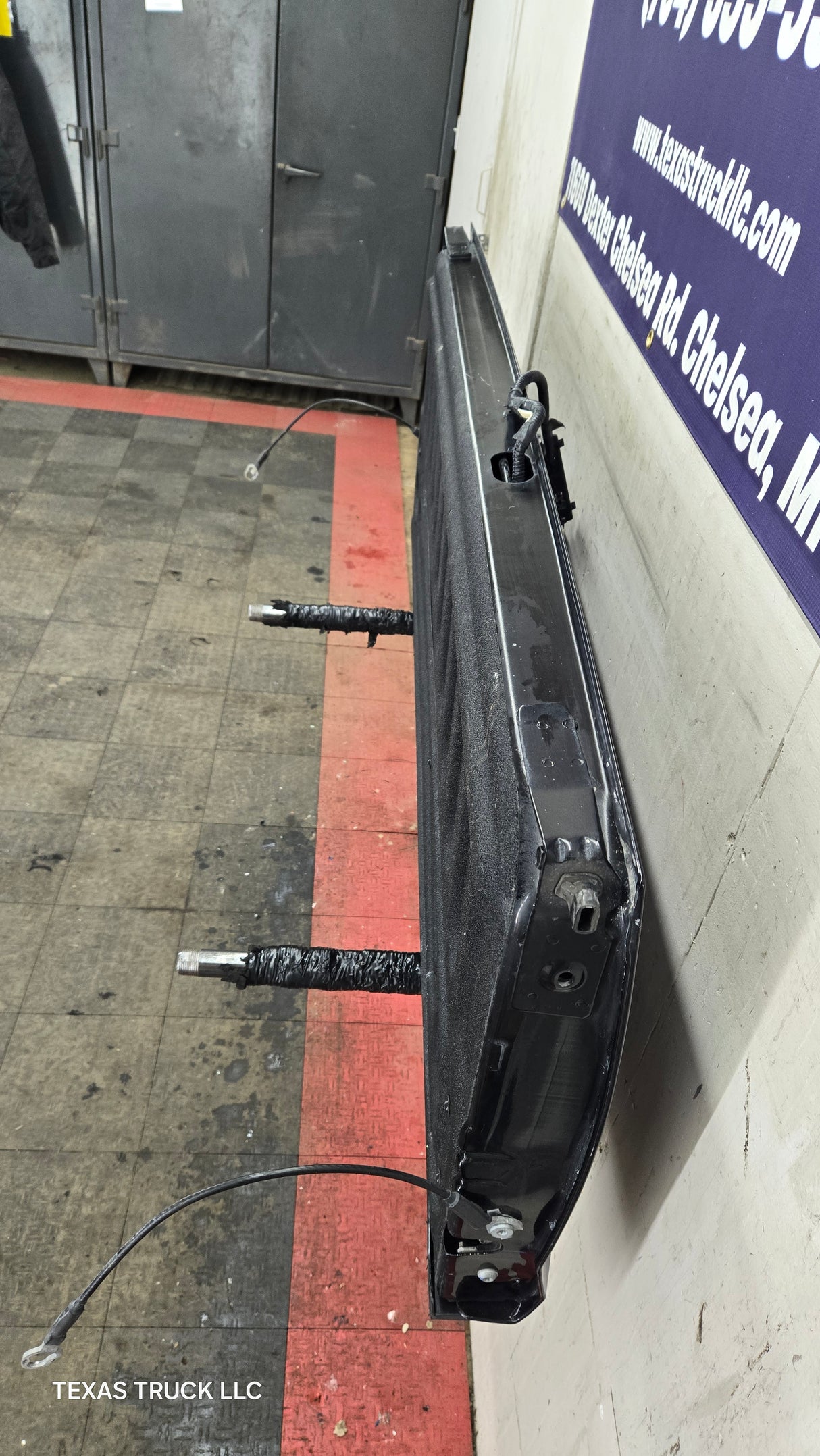 2019-2025 Dodge Ram 2500 3500 4500 5th Gen Tailgate - Black