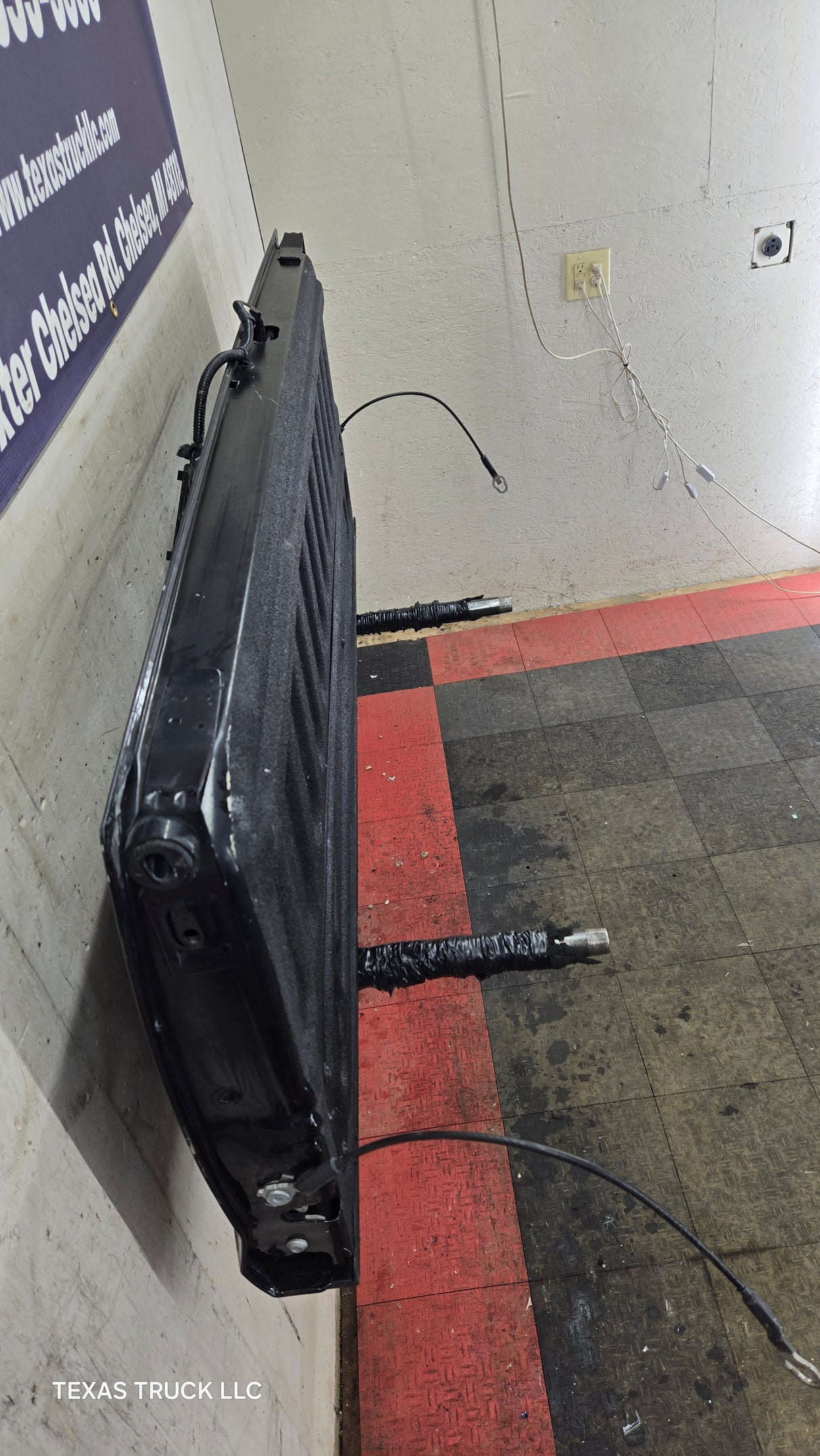 2019-2025 Dodge Ram 2500 3500 4500 5th Gen Tailgate - Black