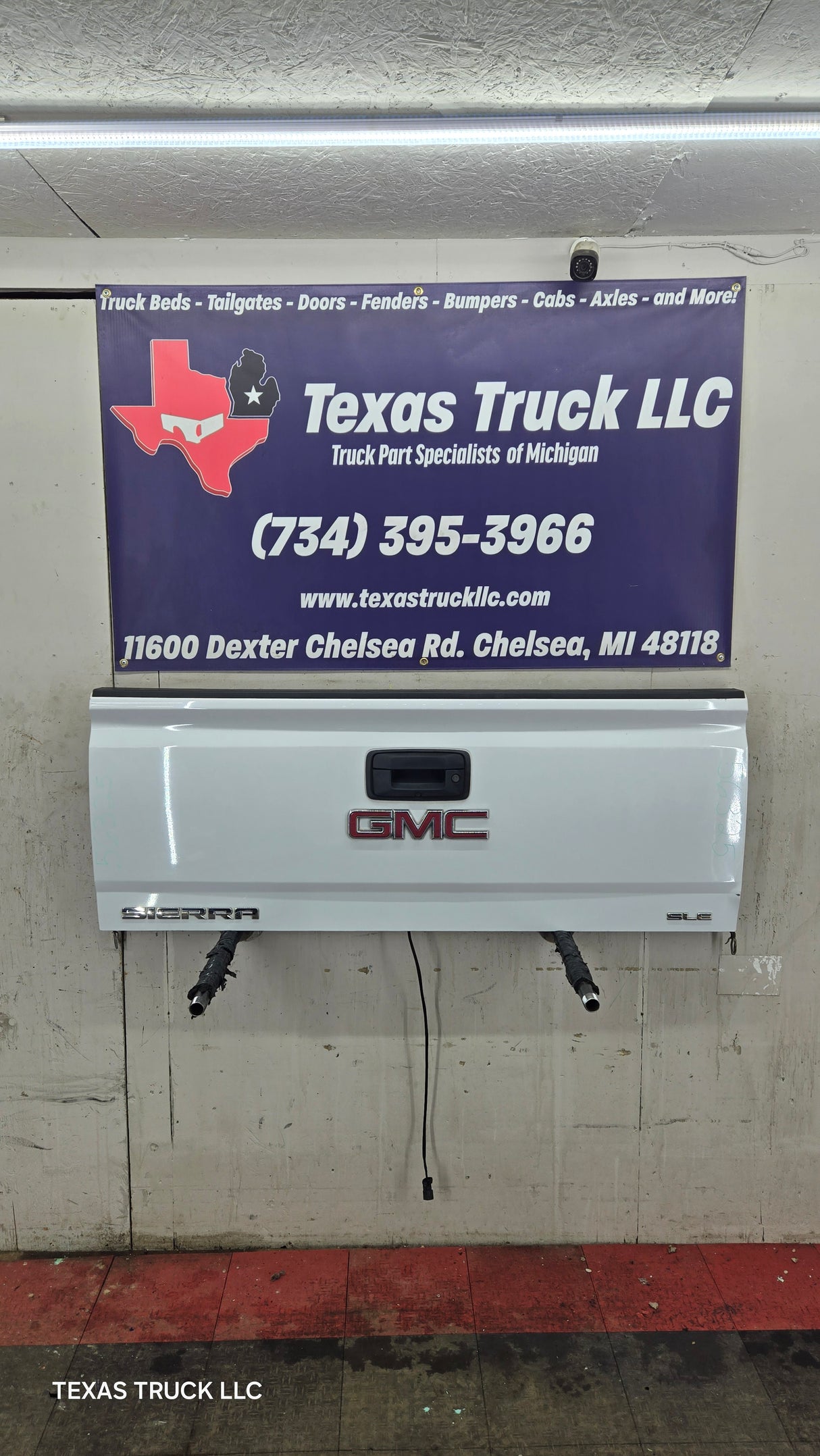 2014-2019 Chevrolet Silverado / GMC Sierra 1500 2500 3500 HD Tailgate