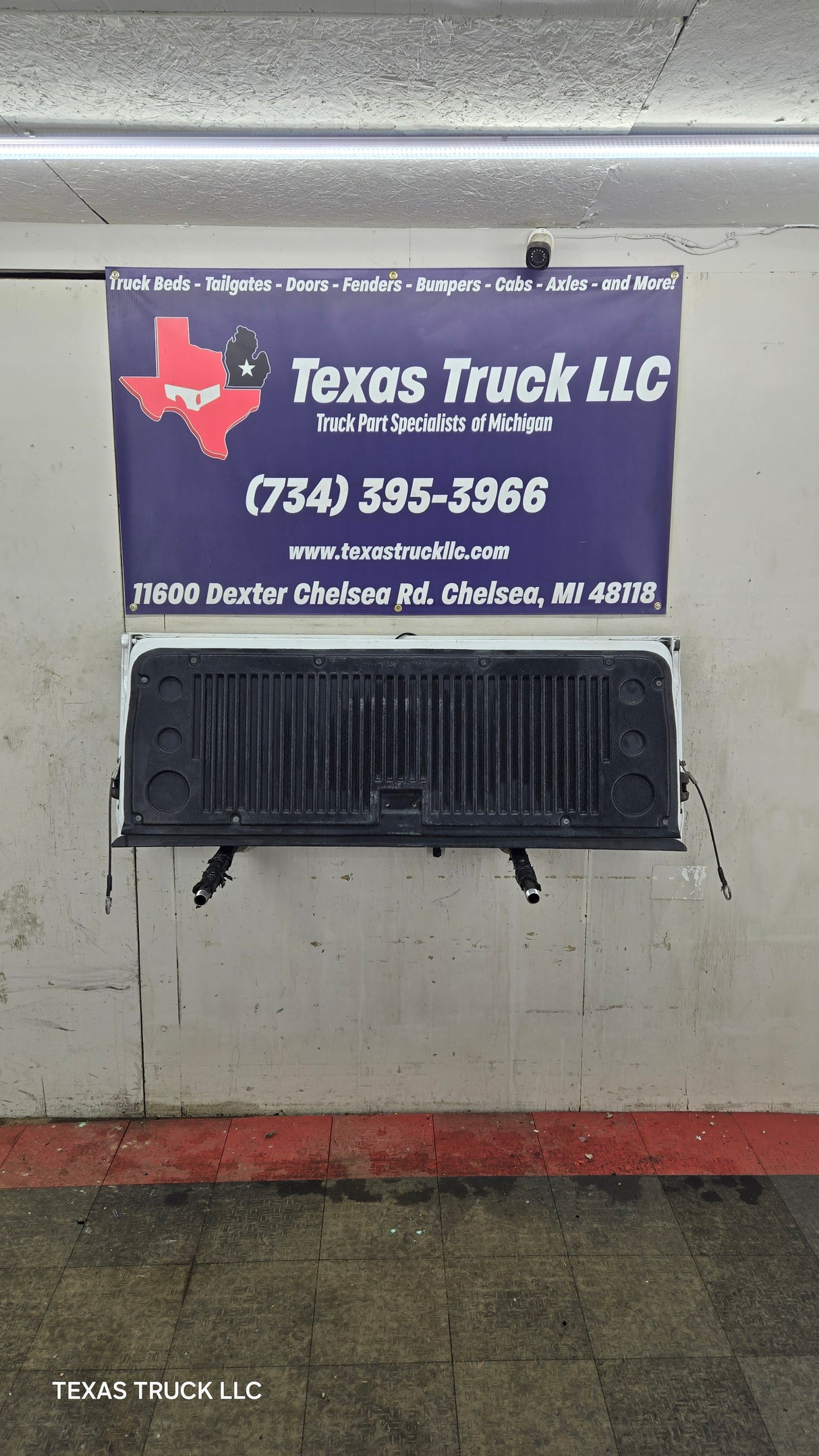 2014-2019 Chevrolet Silverado / GMC Sierra 1500 2500 3500 HD Tailgate