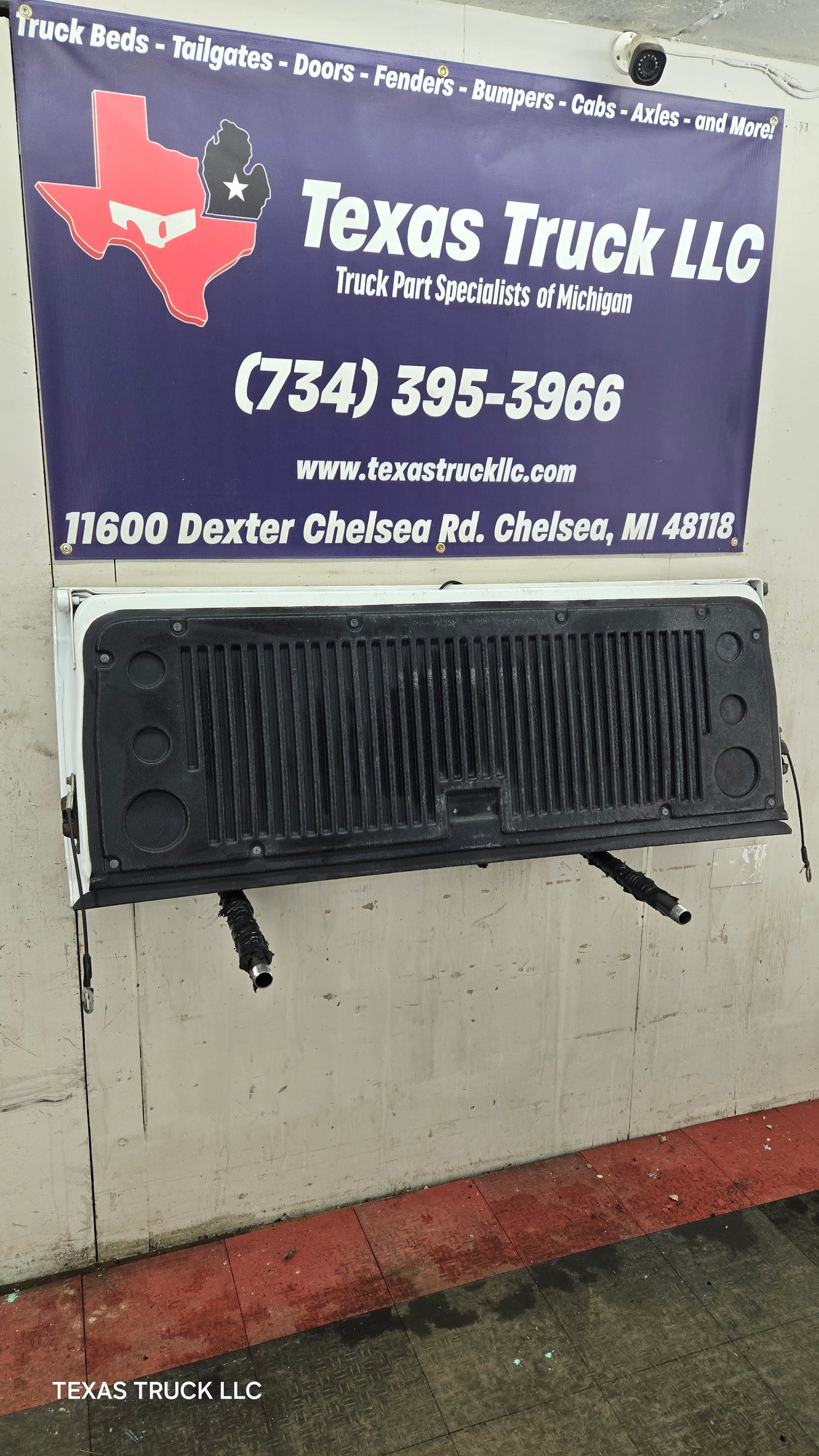 2014-2019 Chevrolet Silverado / GMC Sierra 1500 2500 3500 HD Tailgate