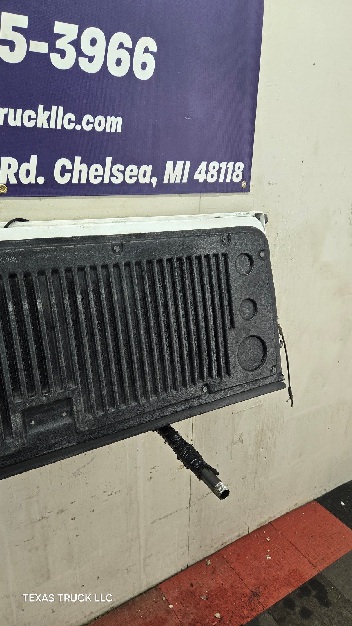 2014-2019 Chevrolet Silverado / GMC Sierra 1500 2500 3500 HD Tailgate