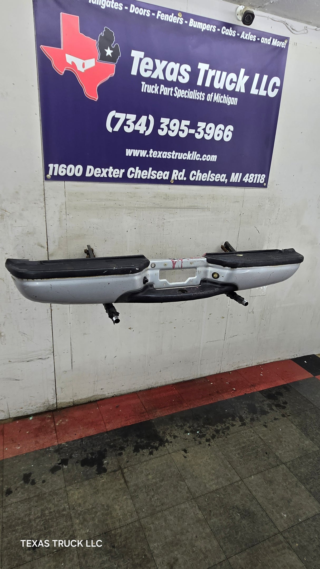 1999-2007 Ford Super Duty F250 F350 F450 F550 Rear Bumper