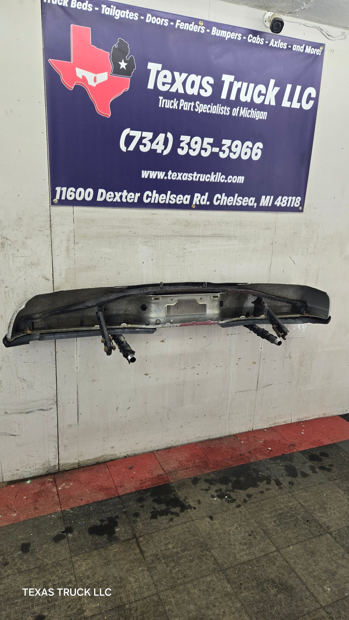 1999-2007 Ford Super Duty F250 F350 F450 F550 Rear Bumper