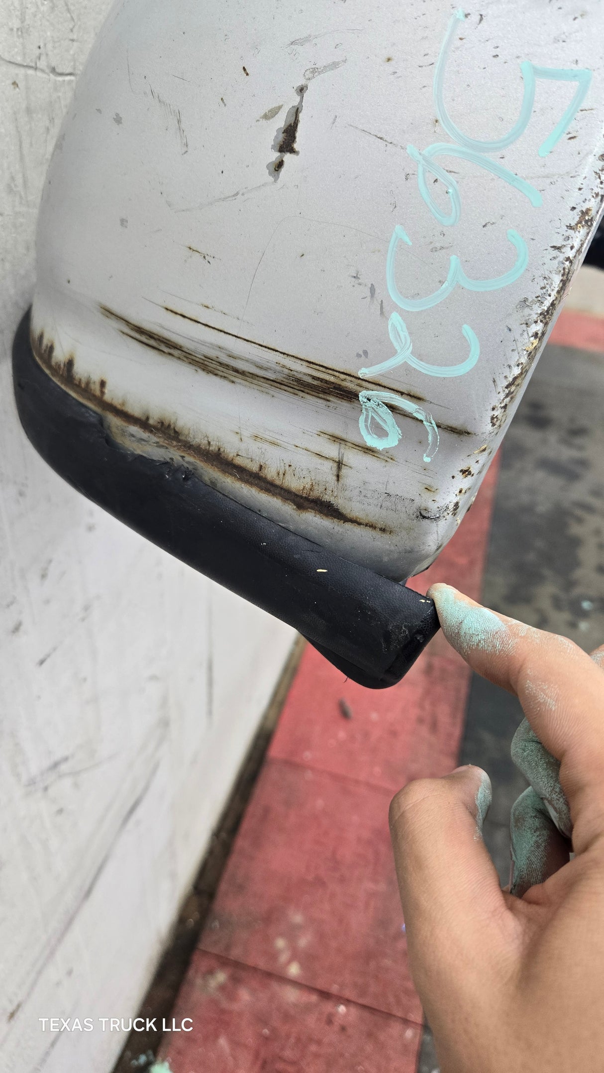 1999-2007 Ford Super Duty F250 F350 F450 F550 Rear Bumper