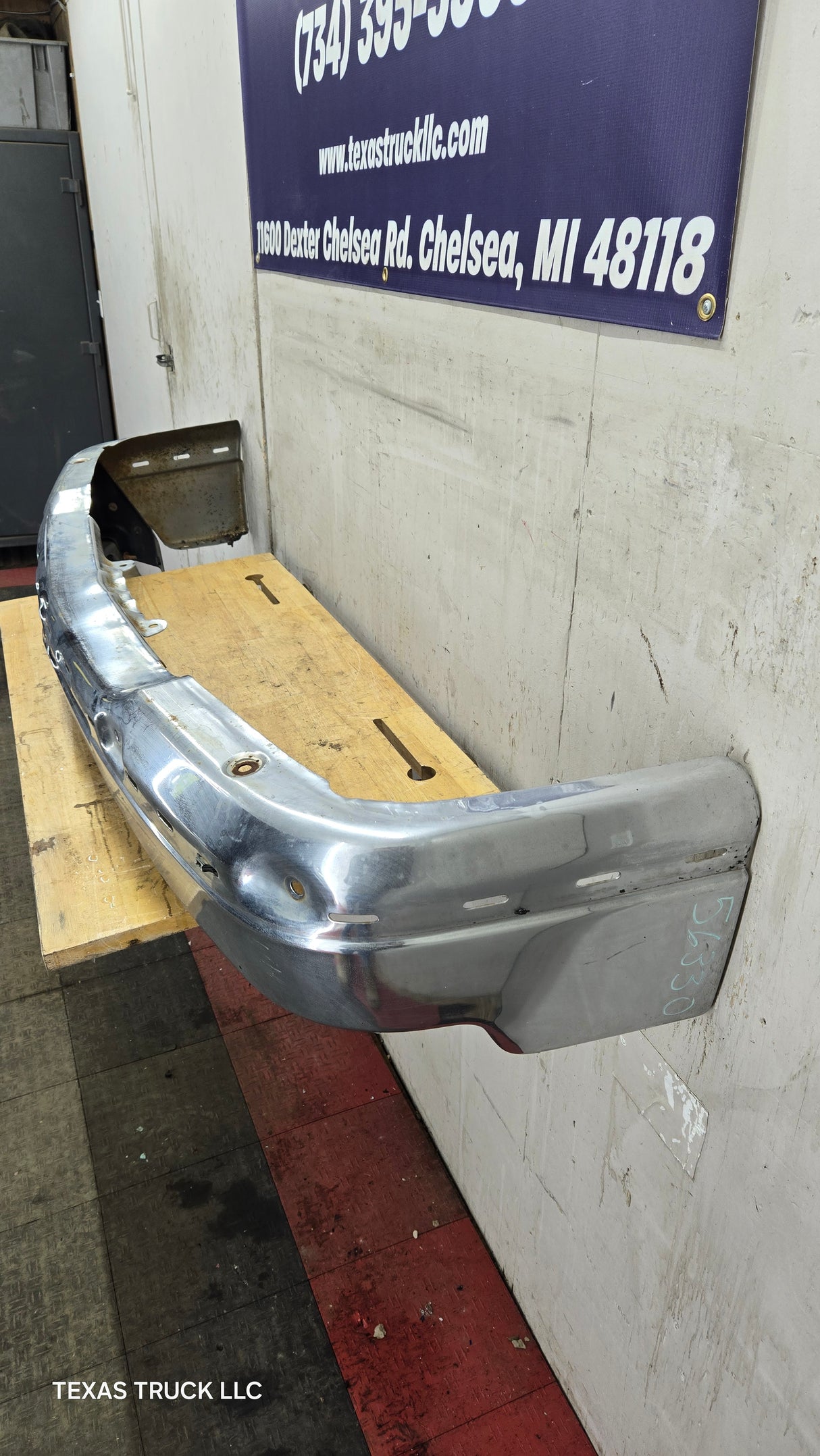 2003-2007 Chevrolet Silverado 1500 'Cateye' Front Bumper