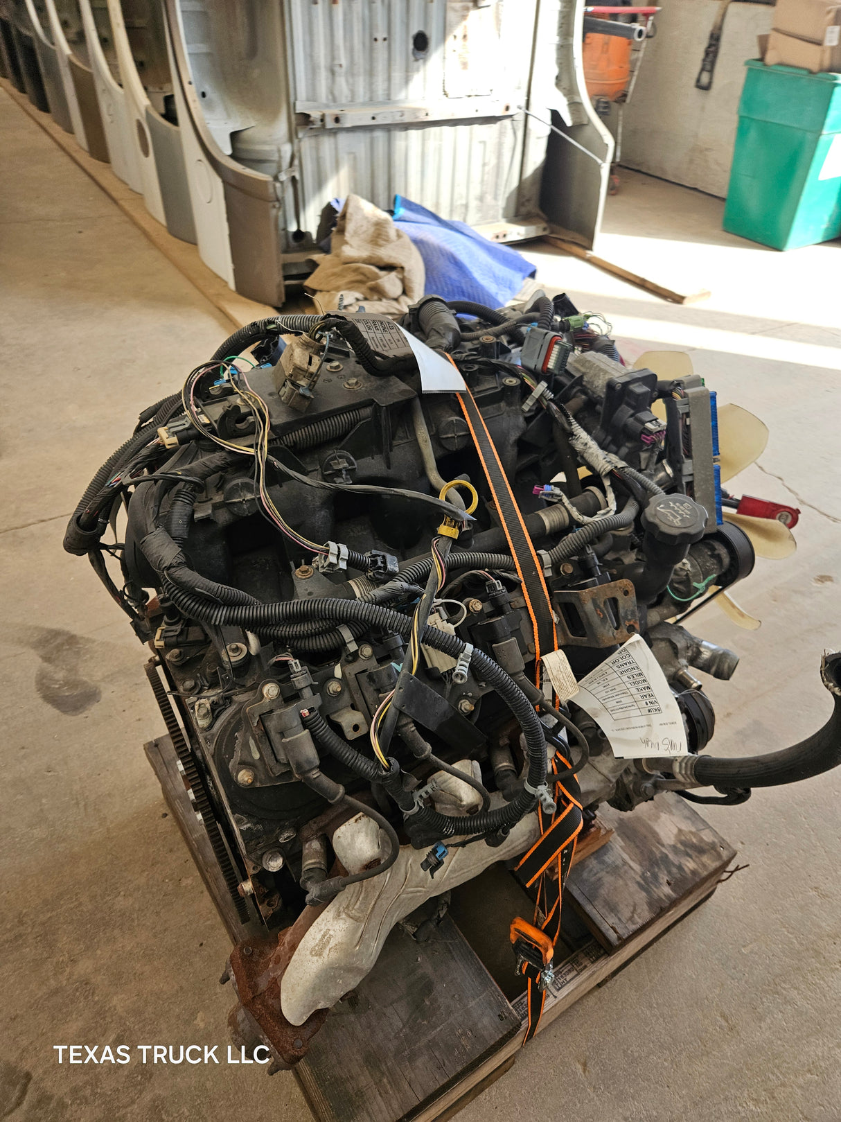 2006 Chevrolet GMC 2500 2500HD 3500HD 6.0L Engine LS Vortec Gas Engine 210k Miles Runs Rough
