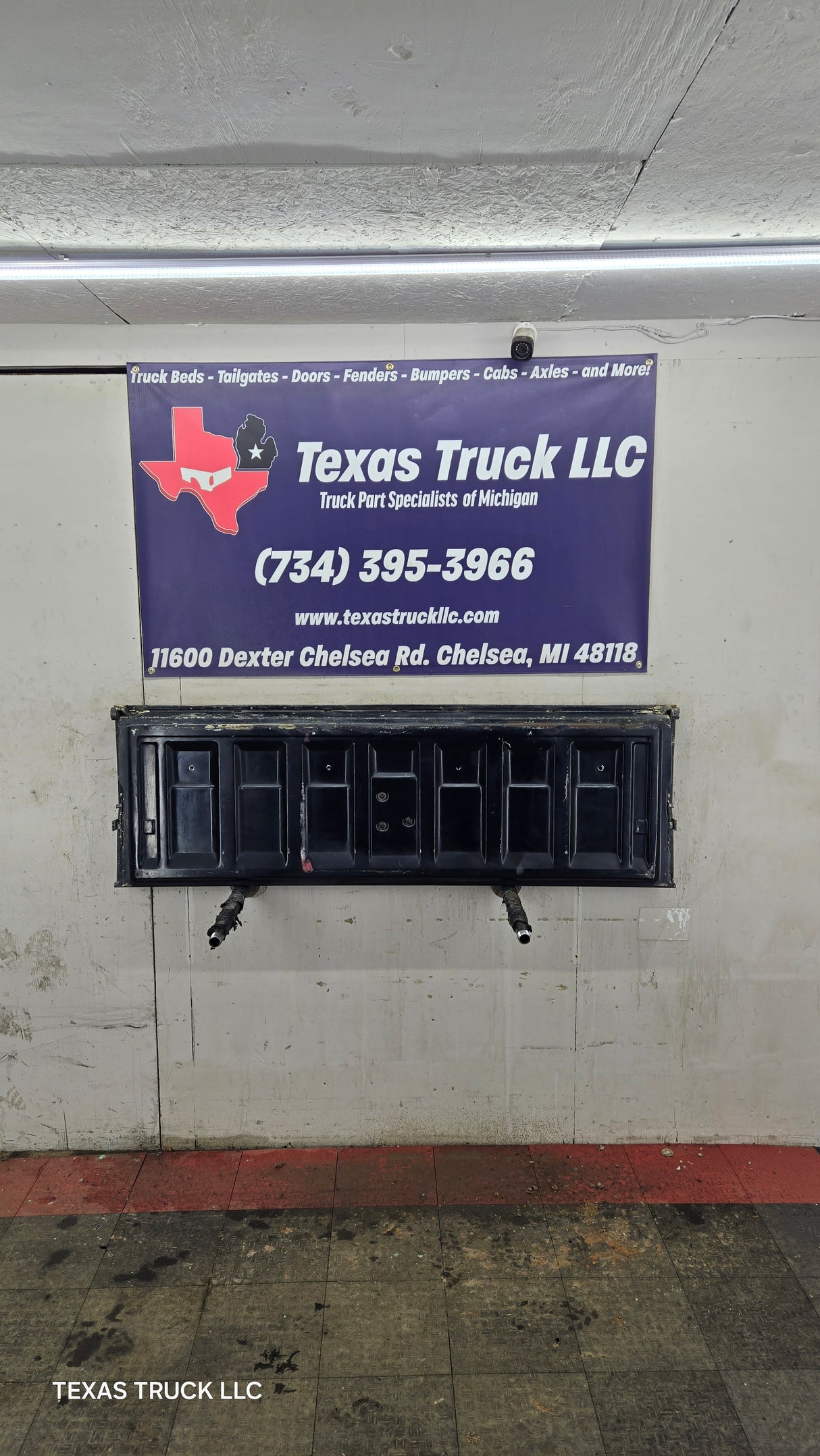 1973-1987 Chevrolet / GMC Square Body Tailgate C10 C15 C20 C25 C35 K10 K15 K20 K25 K35