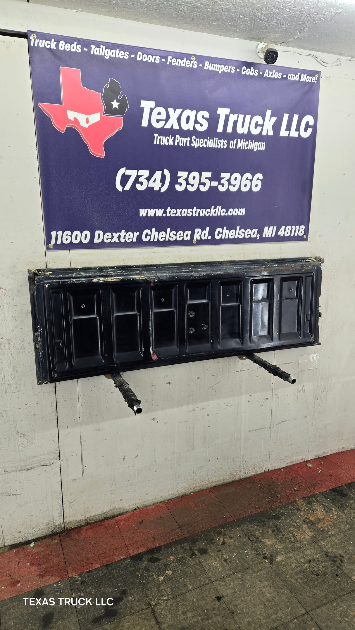 1973-1987 Chevrolet / GMC Square Body Tailgate C10 C15 C20 C25 C35 K10 K15 K20 K25 K35