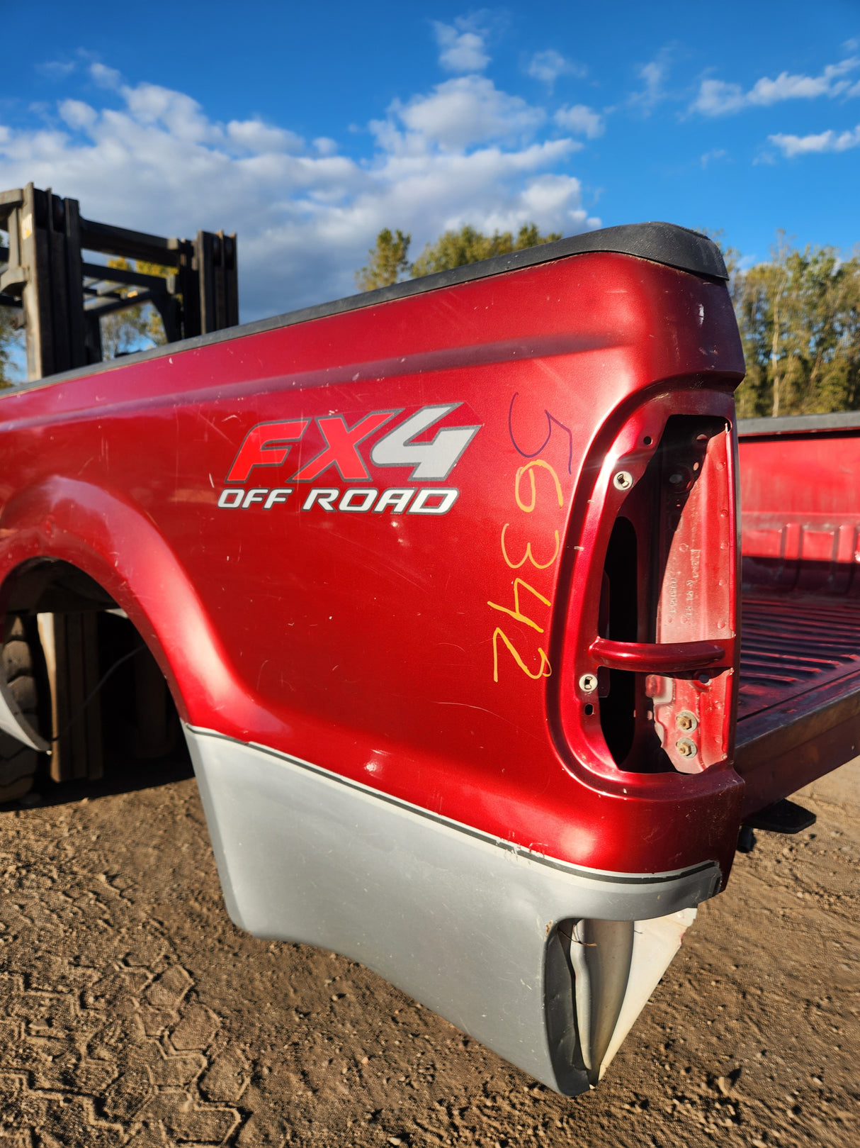 1999-2010 Ford Super Duty F250 F350 6' 9" Short Truck Bed