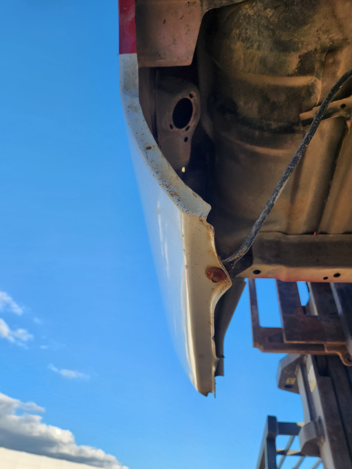 1999-2010 Ford Super Duty F250 F350 6' 9" Short Truck Bed