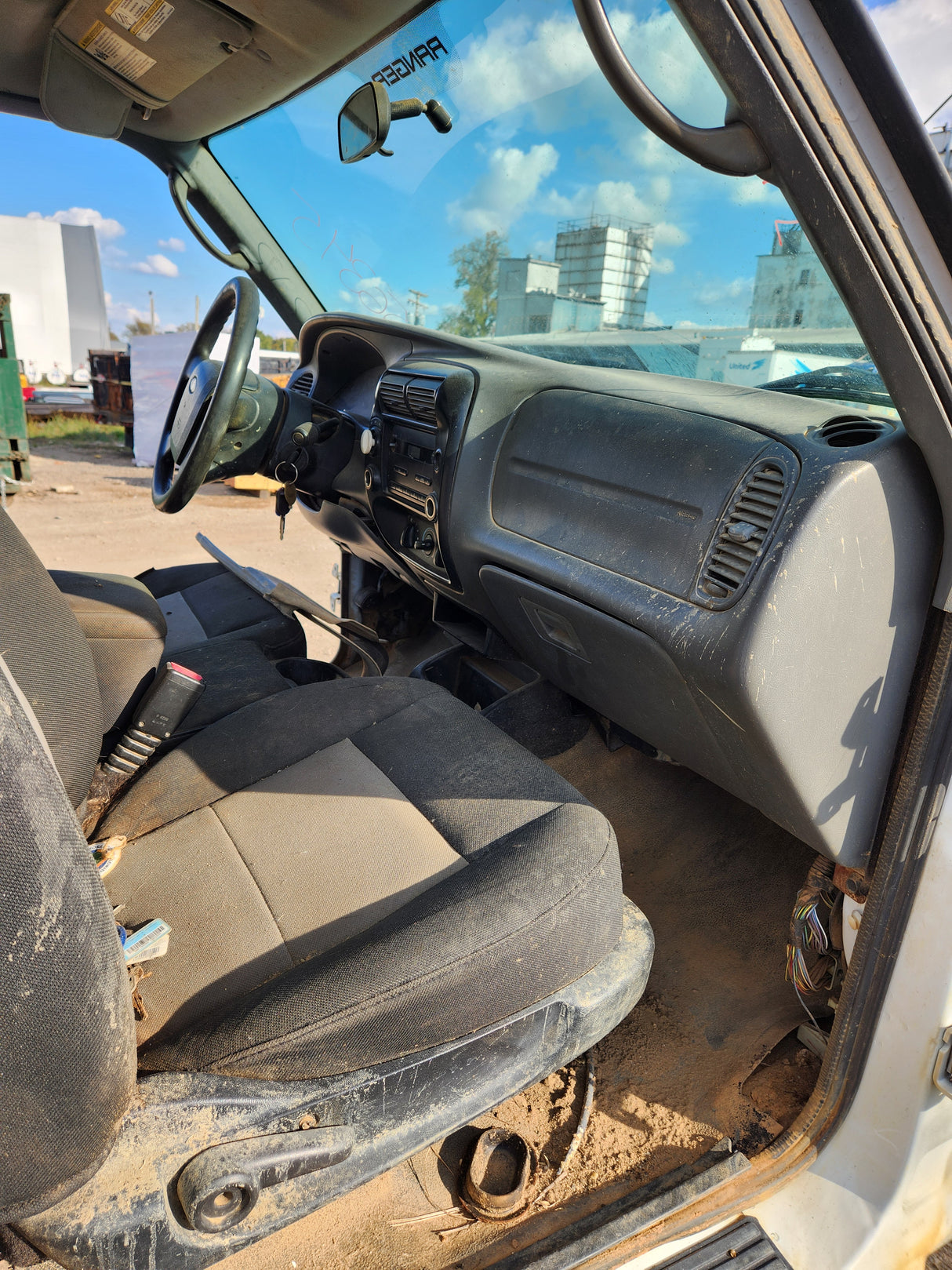 2000-2011 Ford Ranger Extended Cab