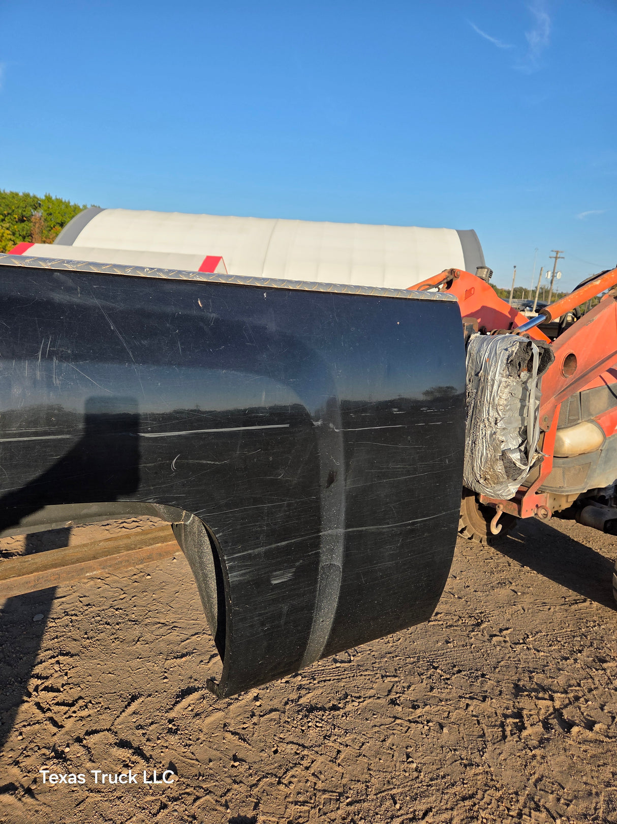 2007-2013 Chevrolet Silverado 1500 2500 3500 HD 6' 6" Short Truck Bed - Black