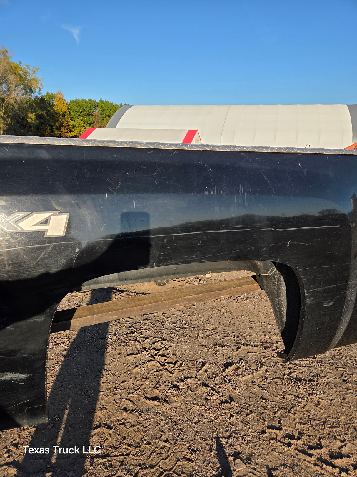 2007-2013 Chevrolet Silverado 1500 2500 3500 HD 6' 6" Short Truck Bed - Black