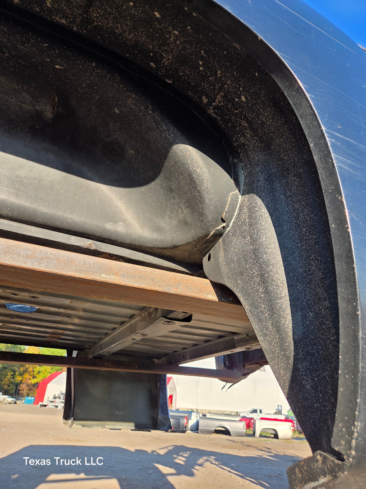 2007-2013 Chevrolet Silverado 1500 2500 3500 HD 6' 6" Short Truck Bed - Black