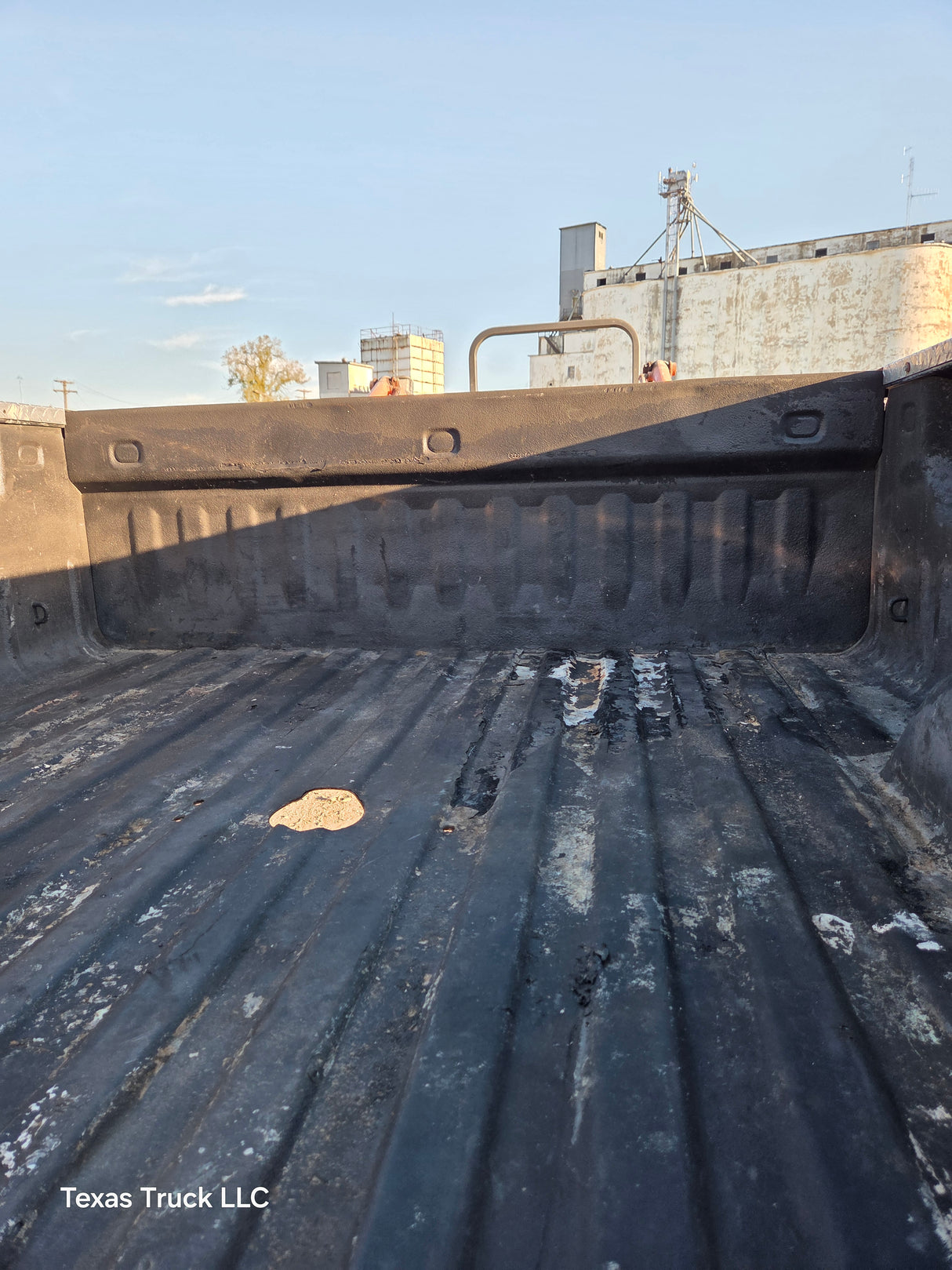 2007-2013 Chevrolet Silverado 1500 2500 3500 HD 6' 6" Short Truck Bed - Black