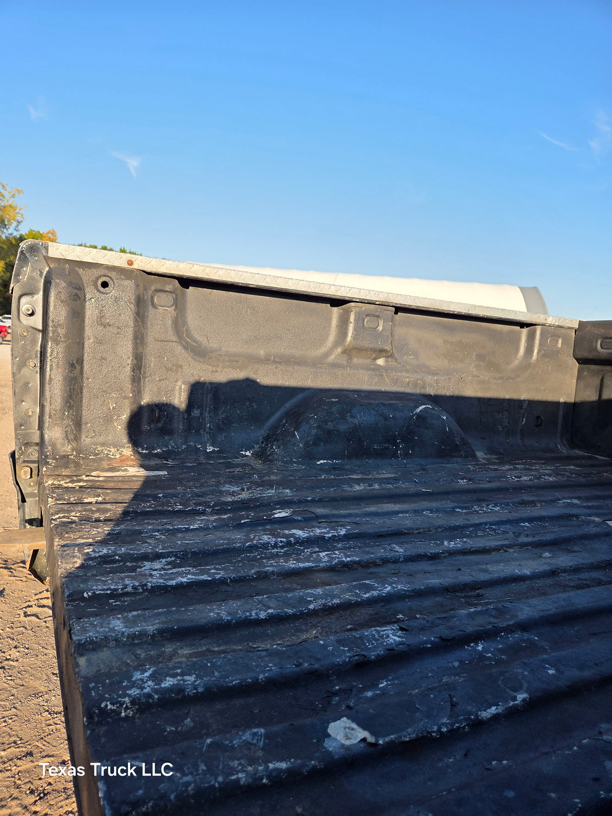 2007-2013 Chevrolet Silverado 1500 2500 3500 HD 6' 6" Short Truck Bed - Black