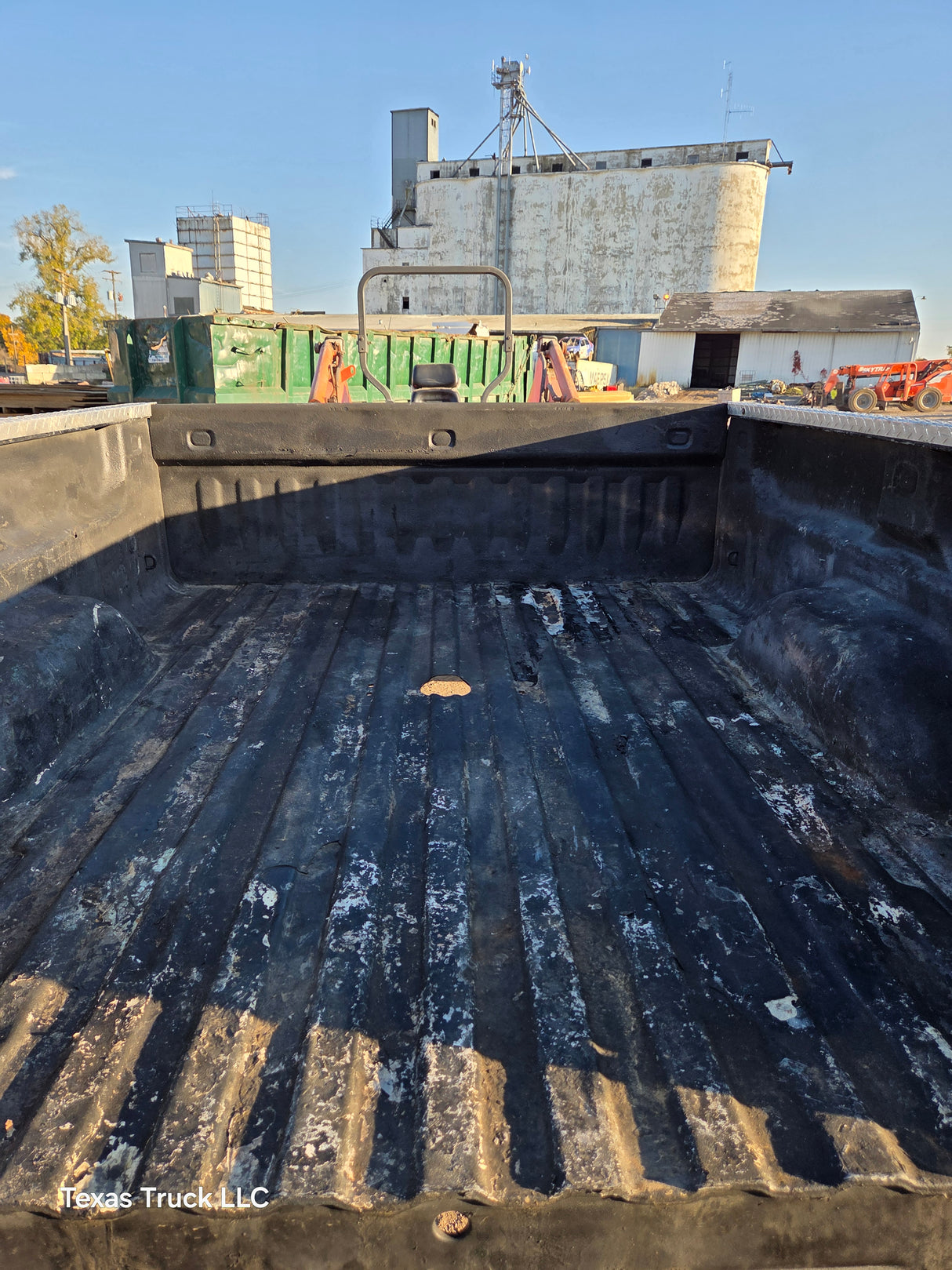 2007-2013 Chevrolet Silverado 1500 2500 3500 HD 6' 6" Short Truck Bed - Black