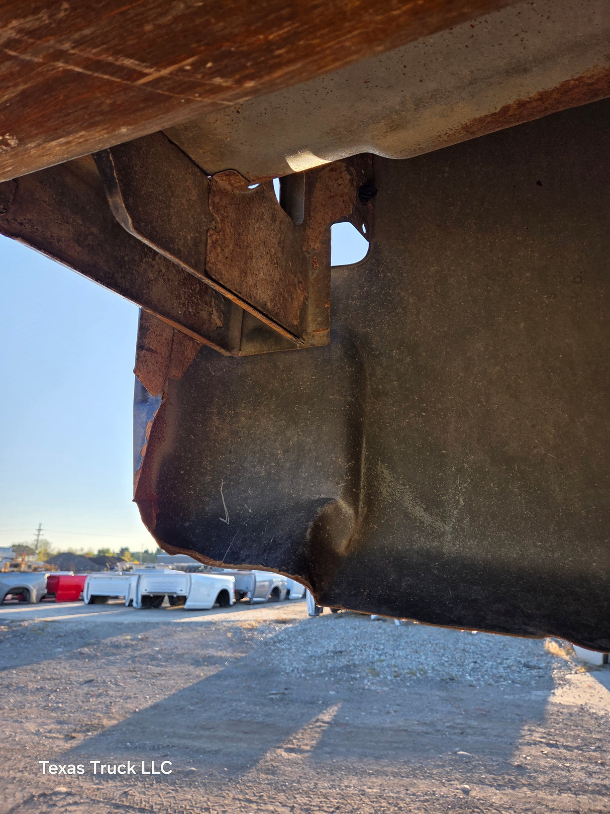 2007-2013 Chevrolet Silverado 1500 2500 3500 HD 6' 6" Short Truck Bed - Black