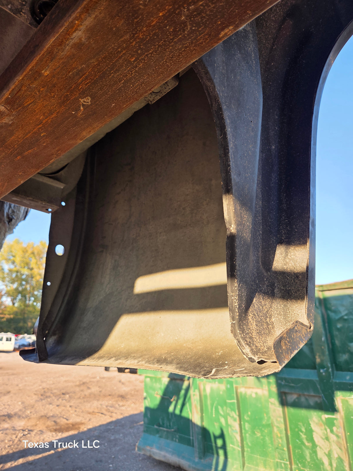 2007-2013 Chevrolet Silverado 1500 2500 3500 HD 6' 6" Short Truck Bed - Black