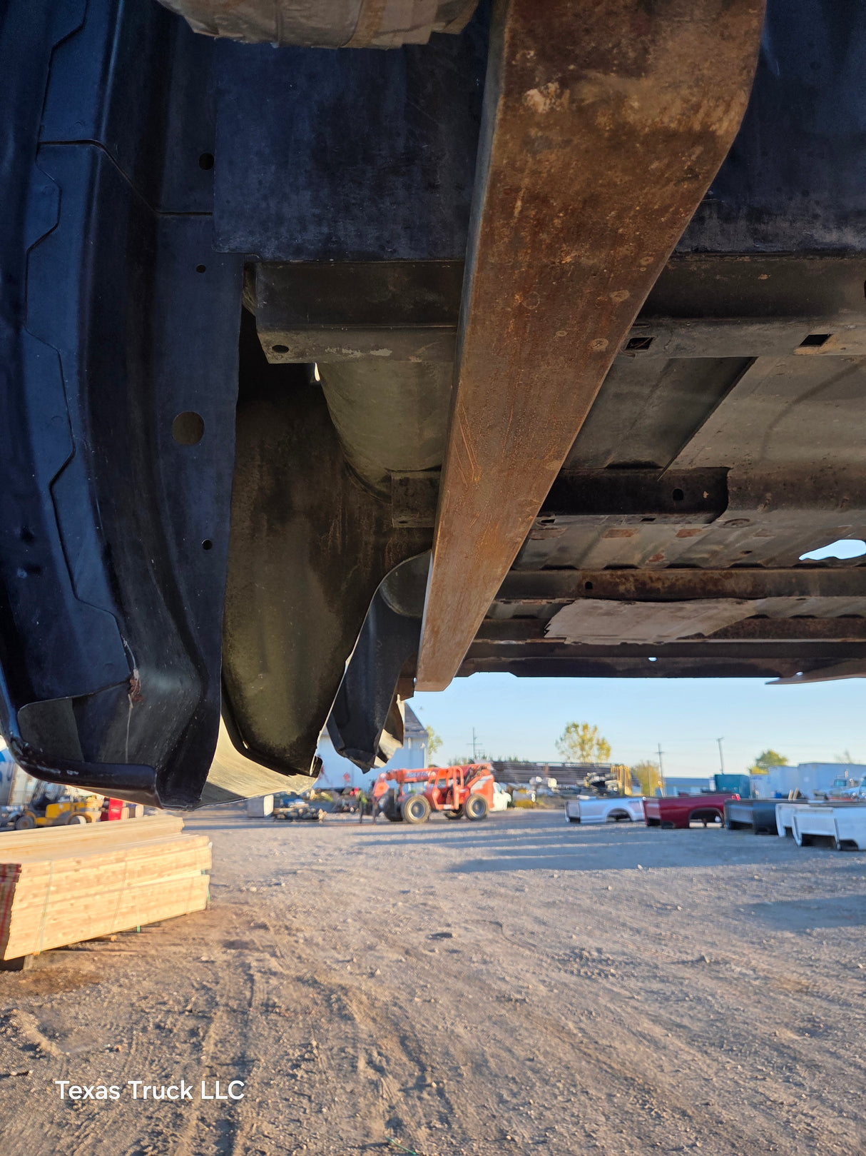 2007-2013 Chevrolet Silverado 1500 2500 3500 HD 6' 6" Short Truck Bed - Black