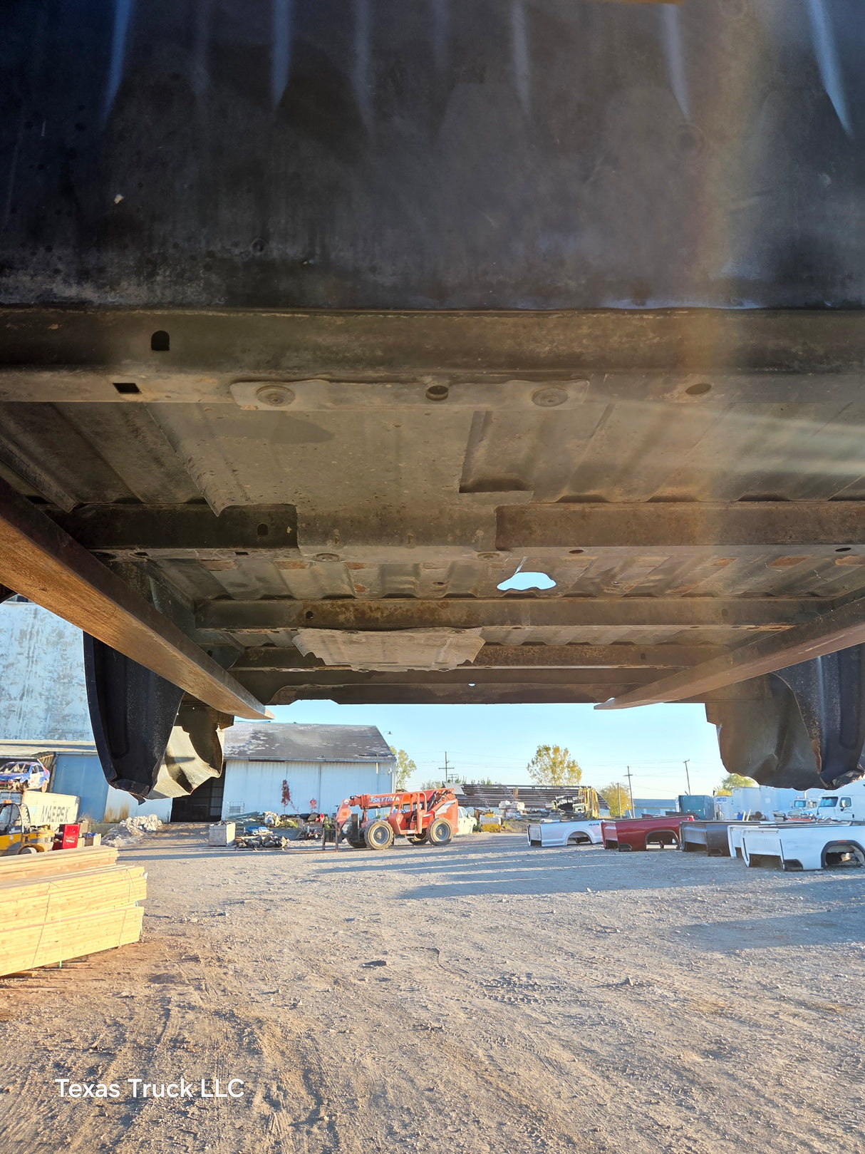 2007-2013 Chevrolet Silverado 1500 2500 3500 HD 6' 6" Short Truck Bed - Black