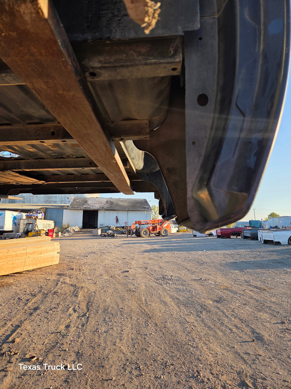 2007-2013 Chevrolet Silverado 1500 2500 3500 HD 6' 6" Short Truck Bed - Black