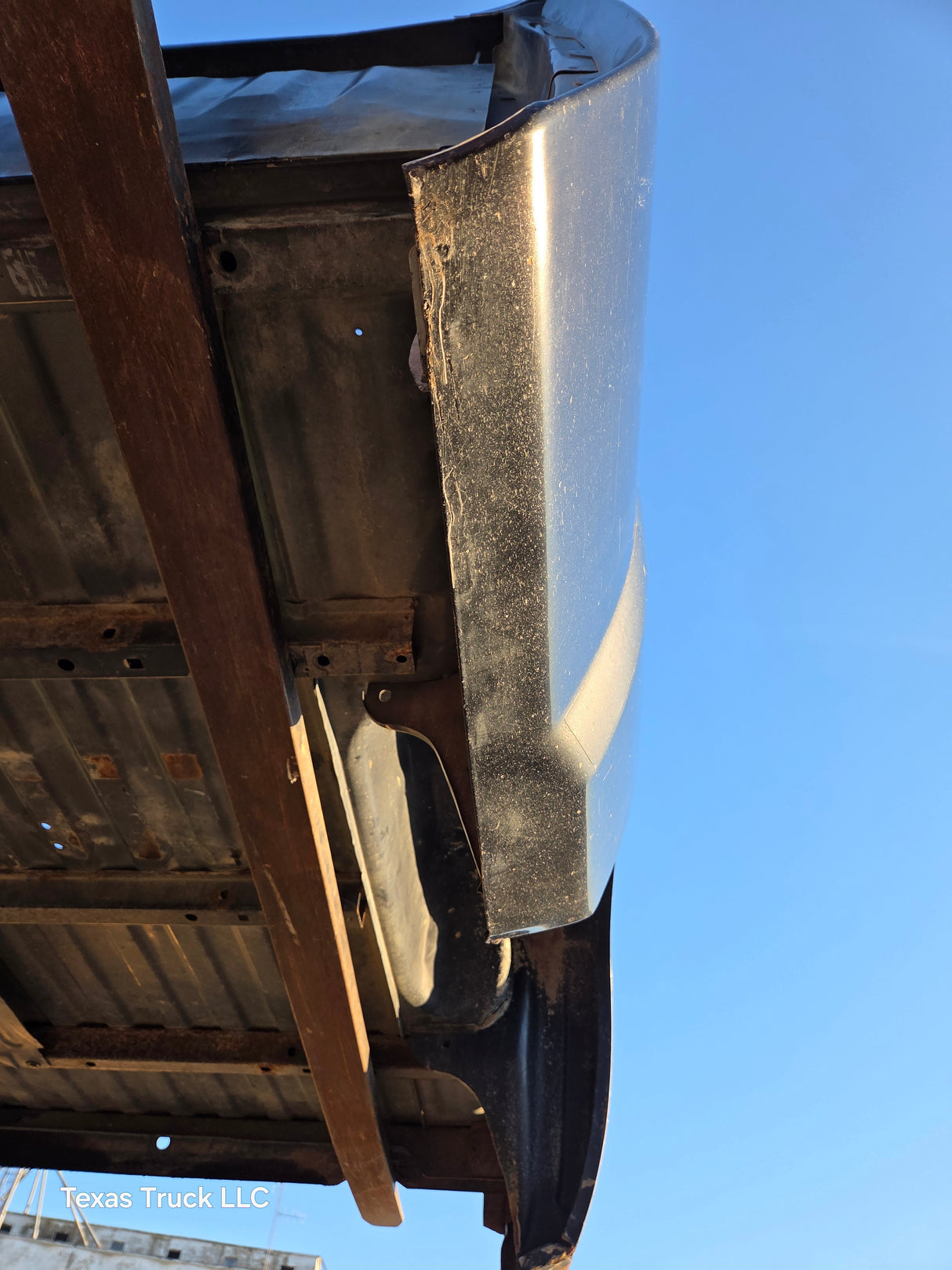 2007-2013 Chevrolet Silverado 1500 2500 3500 HD 6' 6" Short Truck Bed - Black