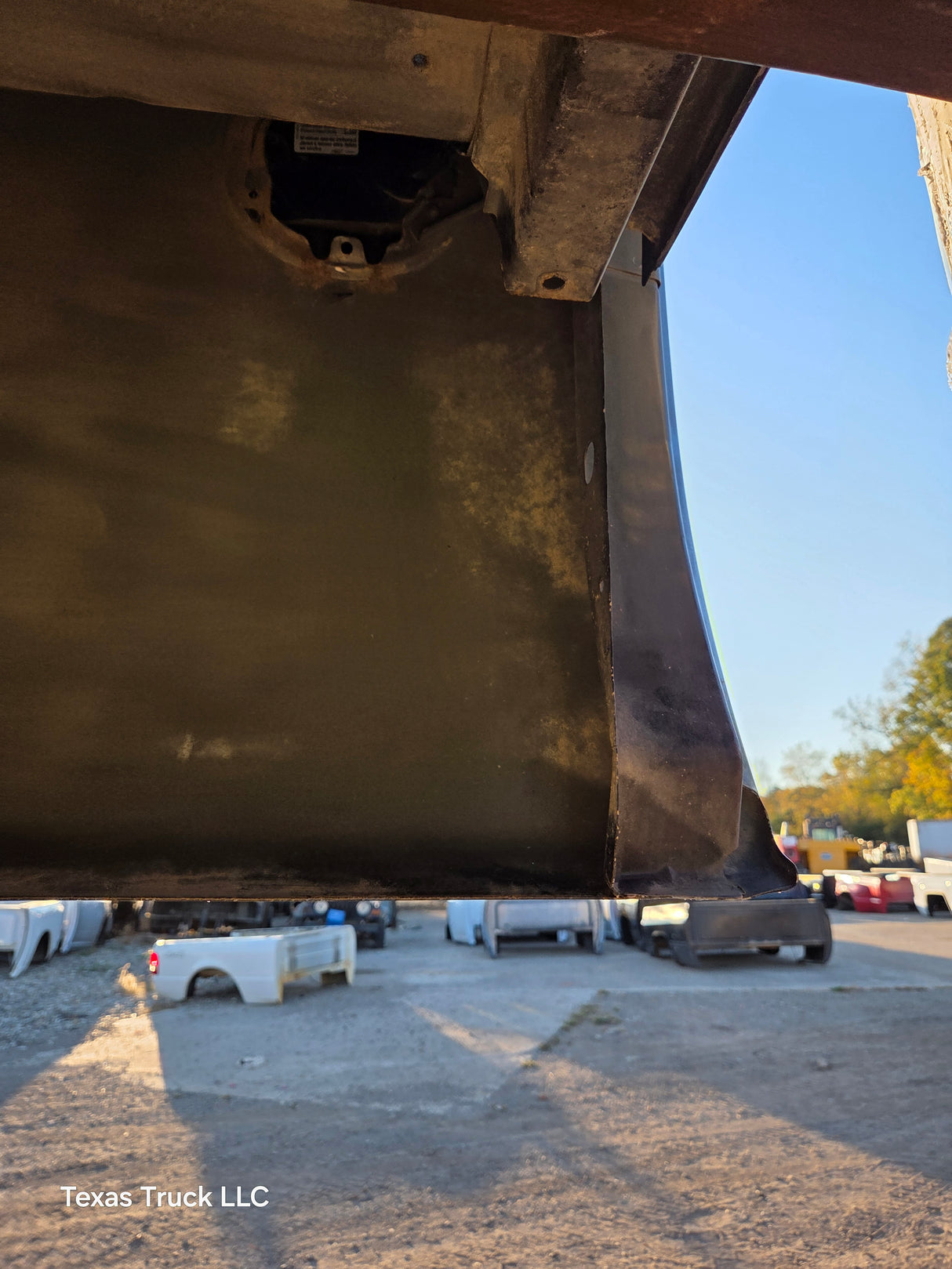 2007-2013 Chevrolet Silverado 1500 2500 3500 HD 6' 6" Short Truck Bed - Black