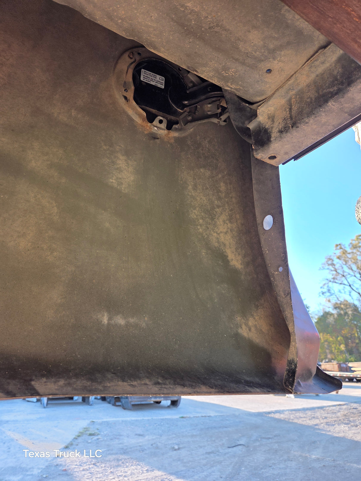 2007-2013 Chevrolet Silverado 1500 2500 3500 HD 6' 6" Short Truck Bed - Black