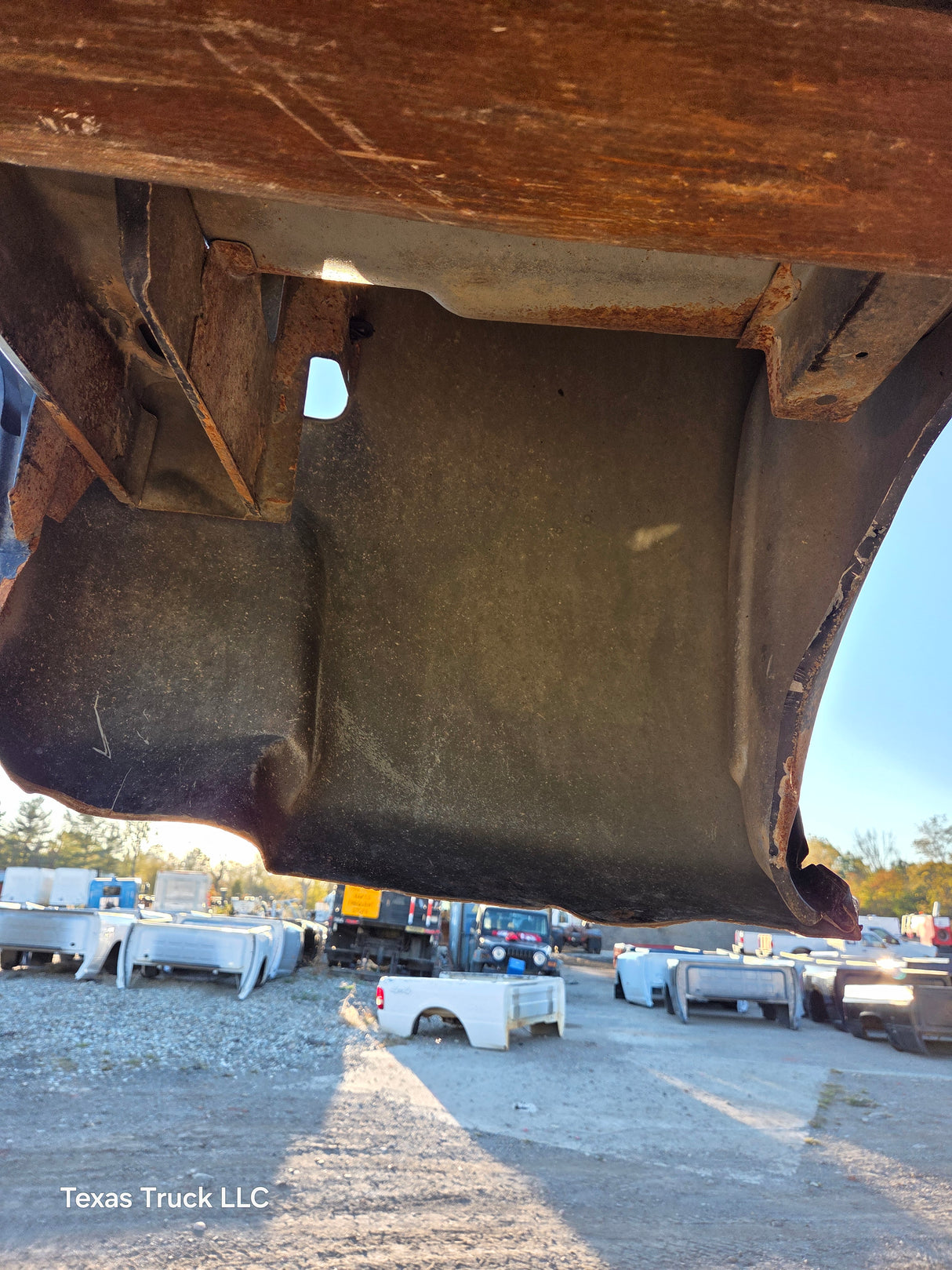 2007-2013 Chevrolet Silverado 1500 2500 3500 HD 6' 6" Short Truck Bed - Black