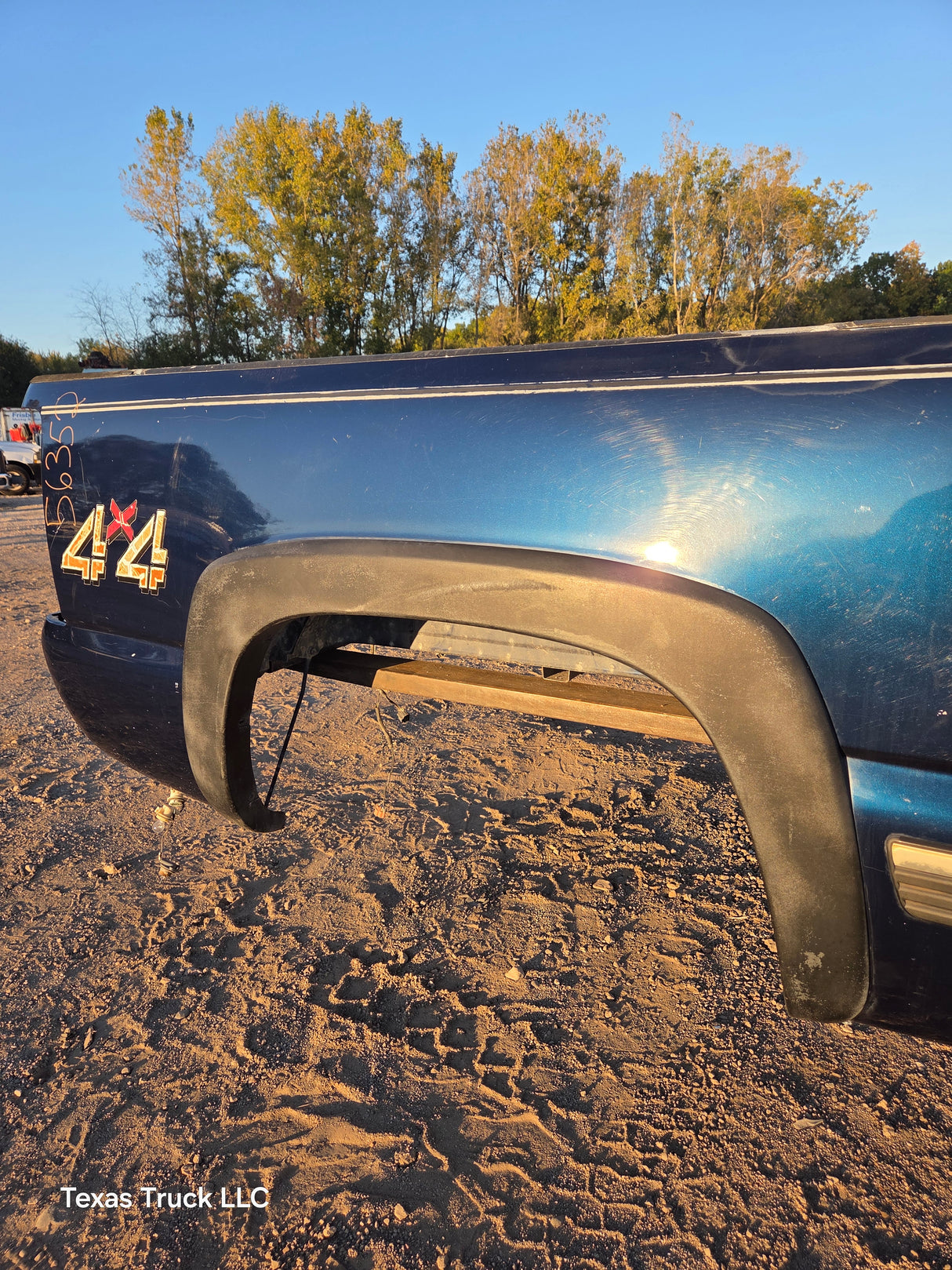 1999-2007 Chevrolet Silverado / GMC Sierra 6' 6" Short Truck Bed