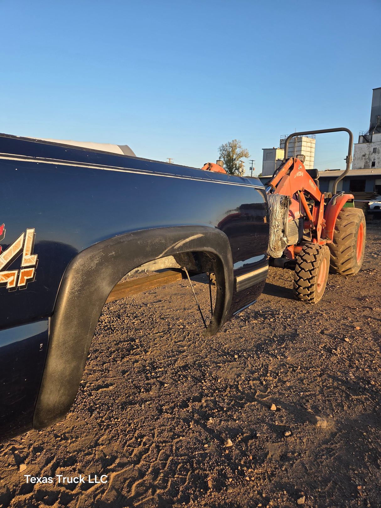 1999-2007 Chevrolet Silverado / GMC Sierra 6' 6" Short Truck Bed