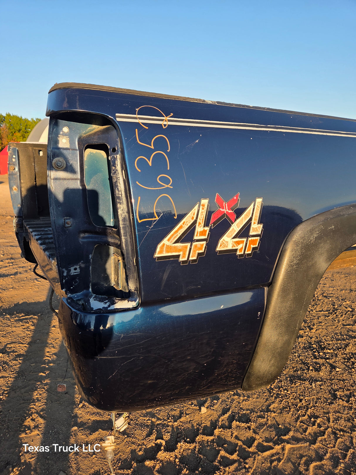 1999-2007 Chevrolet Silverado / GMC Sierra 6' 6" Short Truck Bed