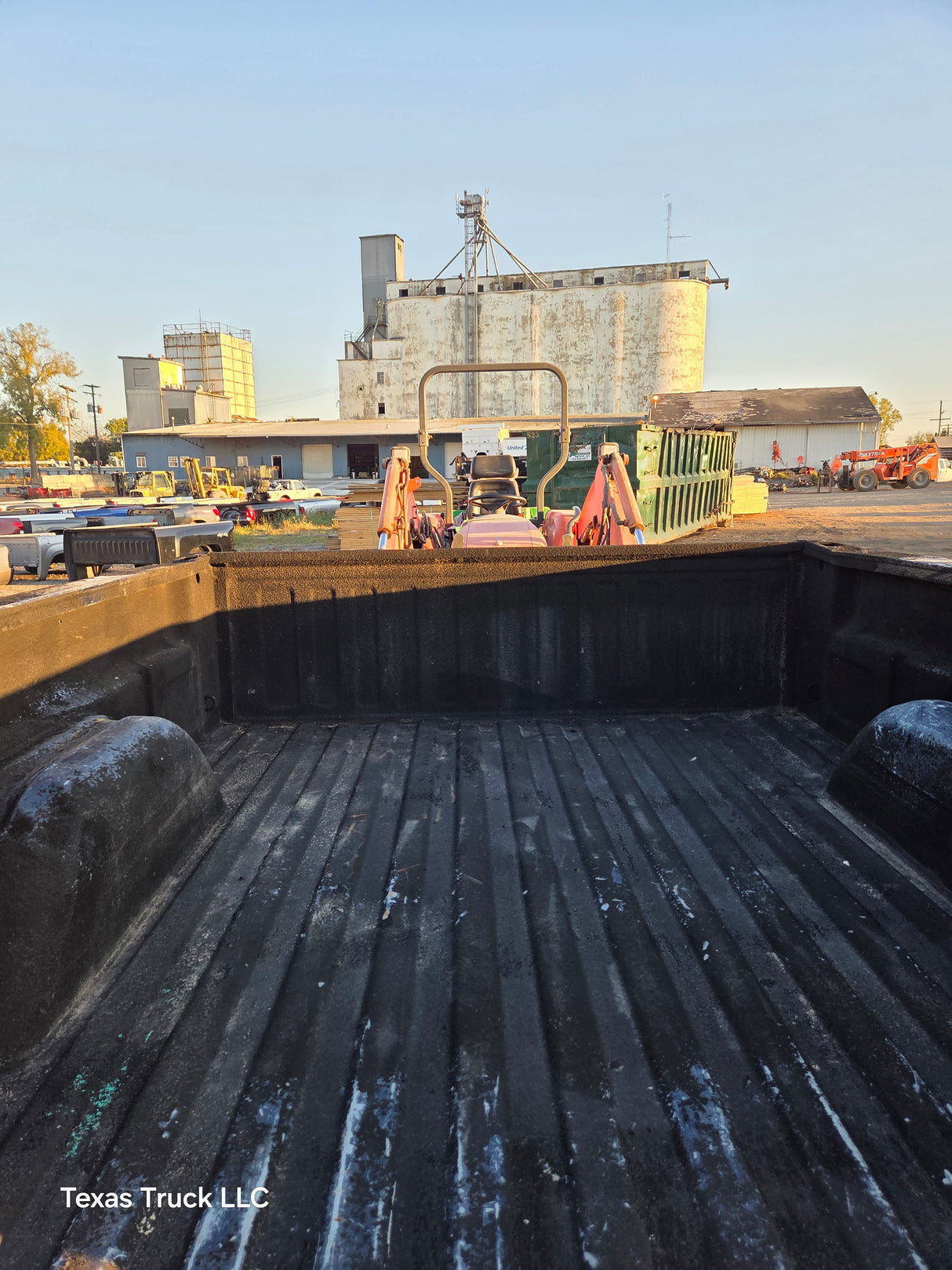 1999-2007 Chevrolet Silverado / GMC Sierra 6' 6" Short Truck Bed